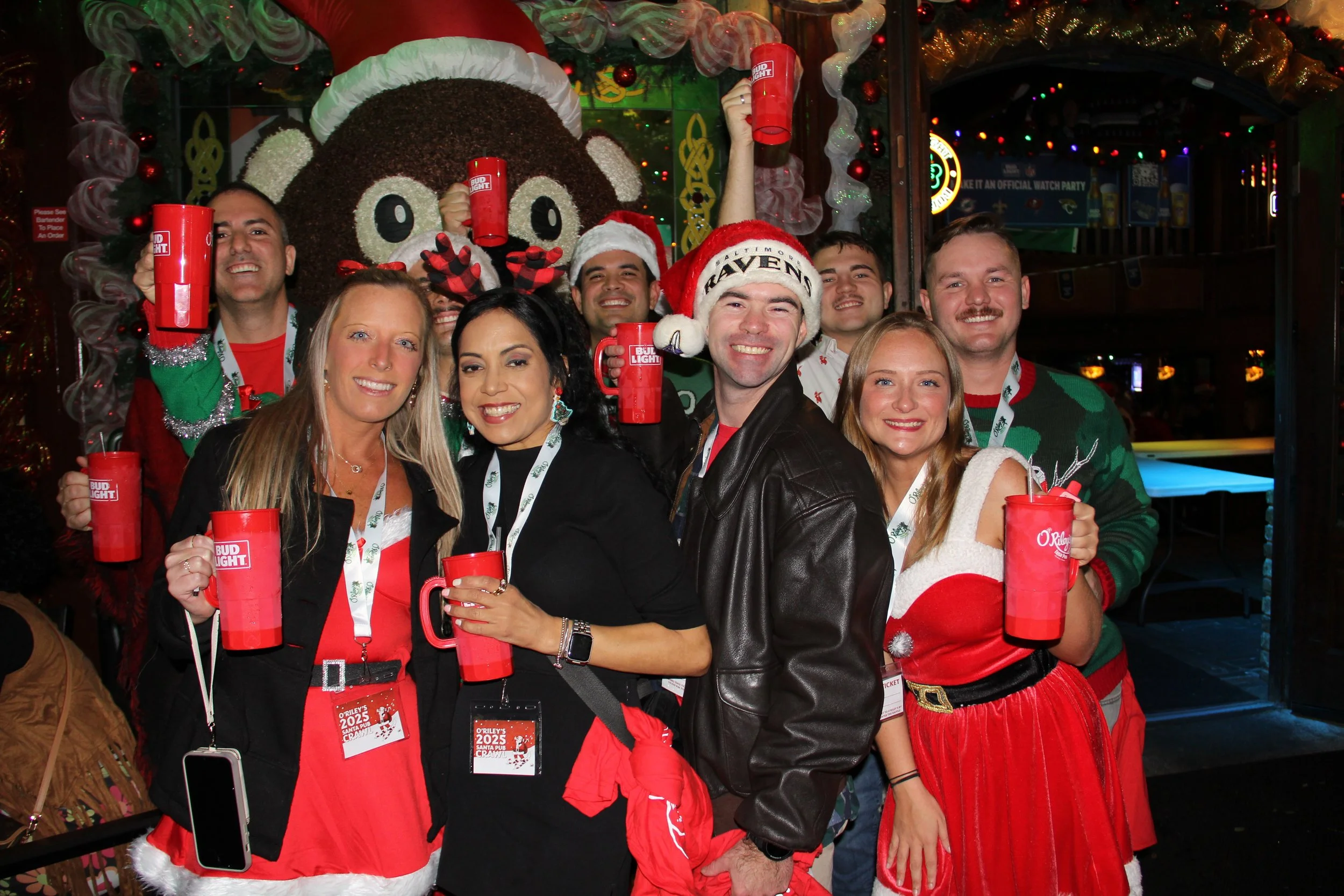 Santa Pub Crawl photo 11