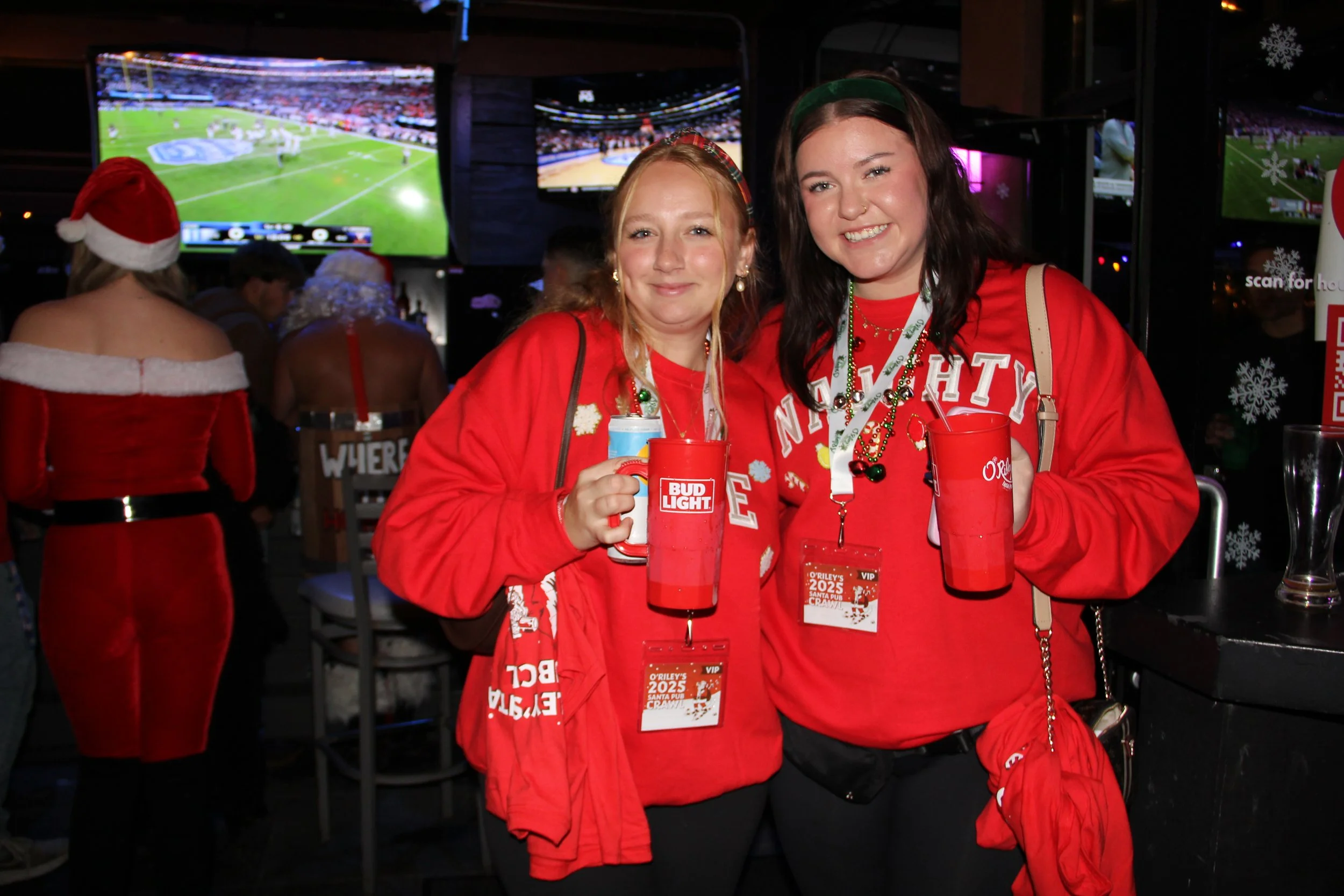 Santa Pub Crawl photo 10
