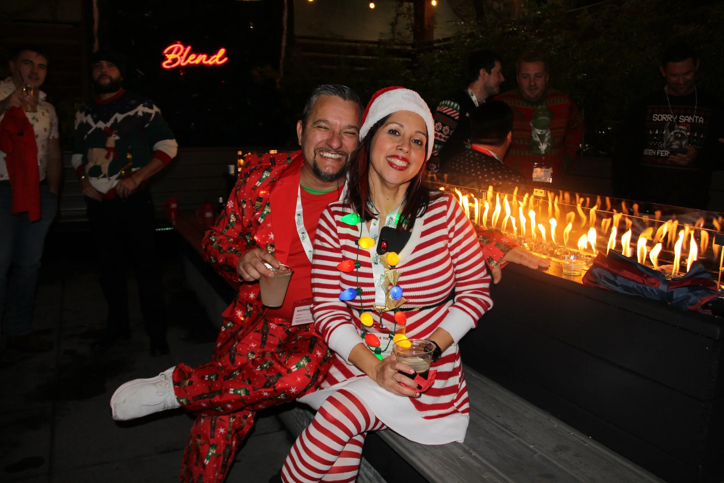 Santa Pub Crawl photo 5