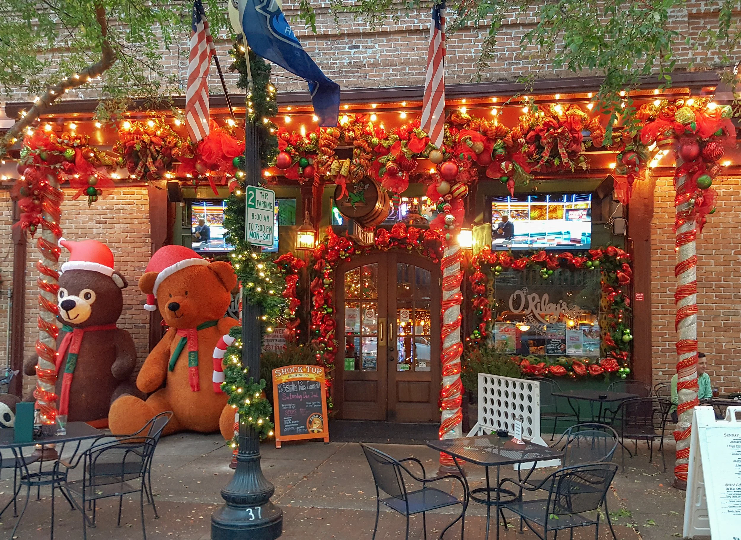 Santa Pub Crawl photo 12