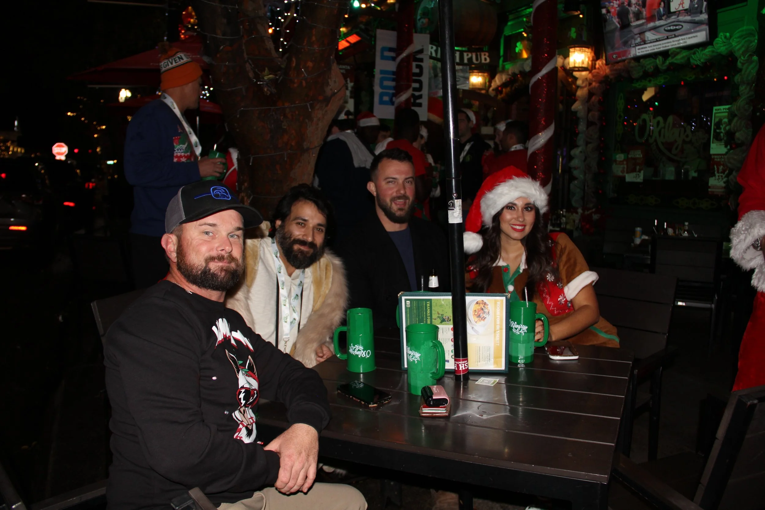 Santa Pub Crawl photo 10
