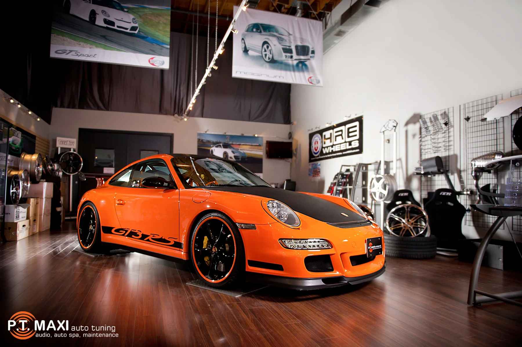 PTMAXI SHOW ROOM ORIGINAL.jpg