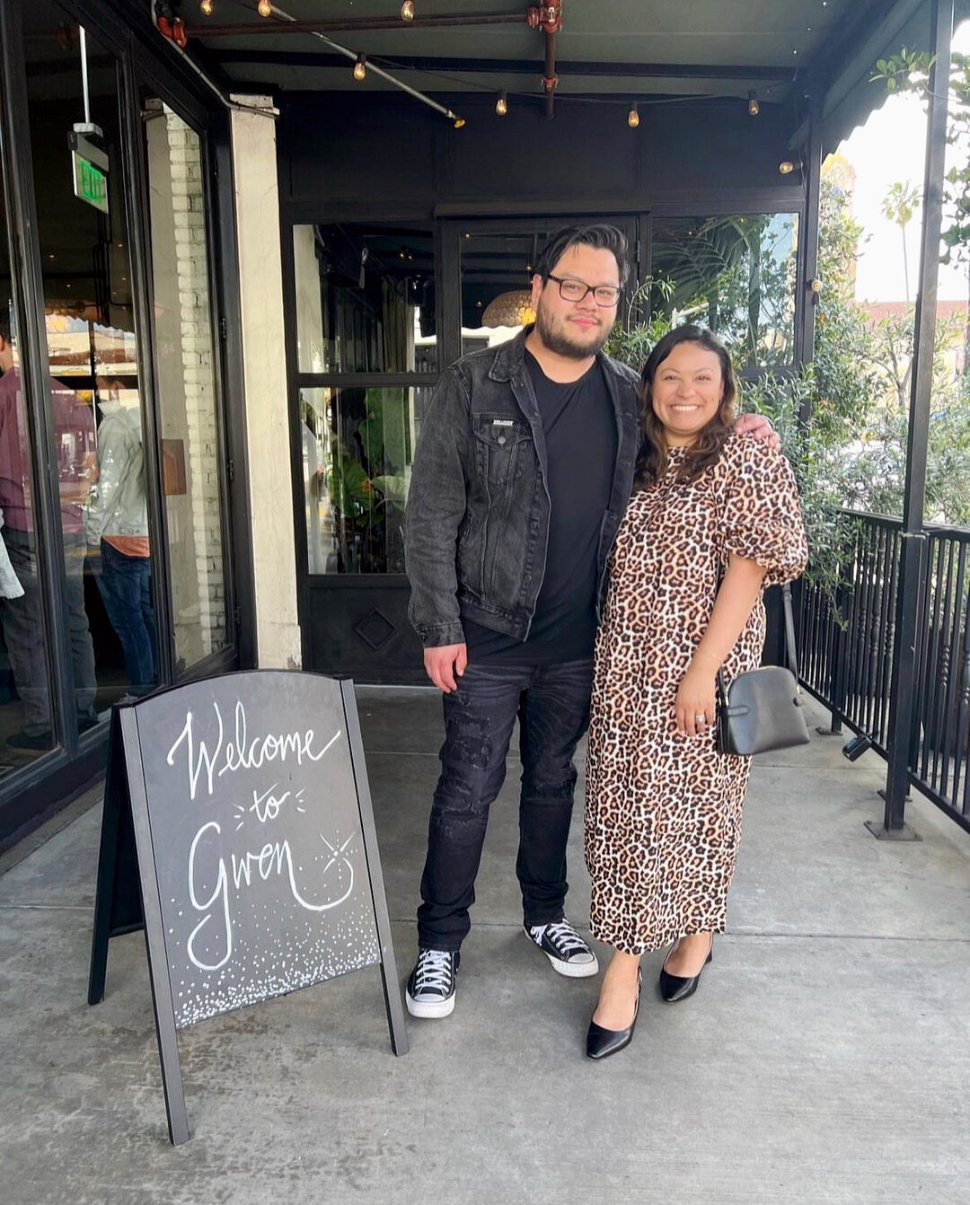 Nothing puts a spring in your step quite like a romantic candlelit dinner for two. Book your reservations in our bio for your next date night.​​​​​​​​​📷: @miguelescobar
.
.
.
.
#gwenla #michelinstar #michelinguide #michelin #curtisstone #datenight #