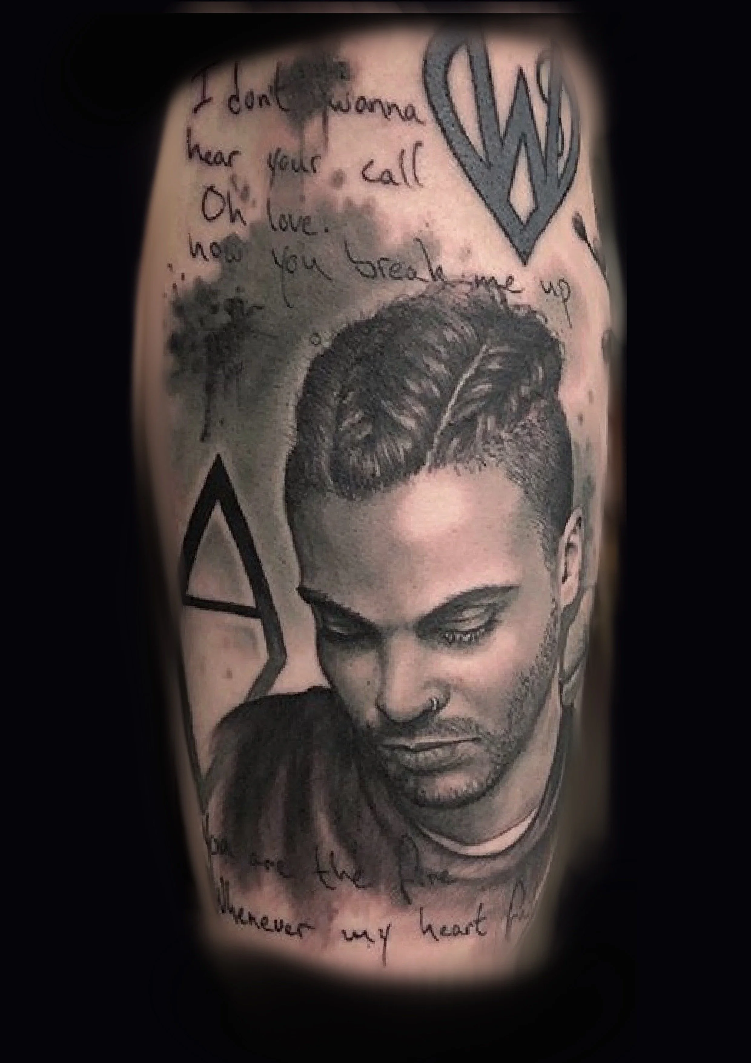 Untitled_Artwork 25.JPG