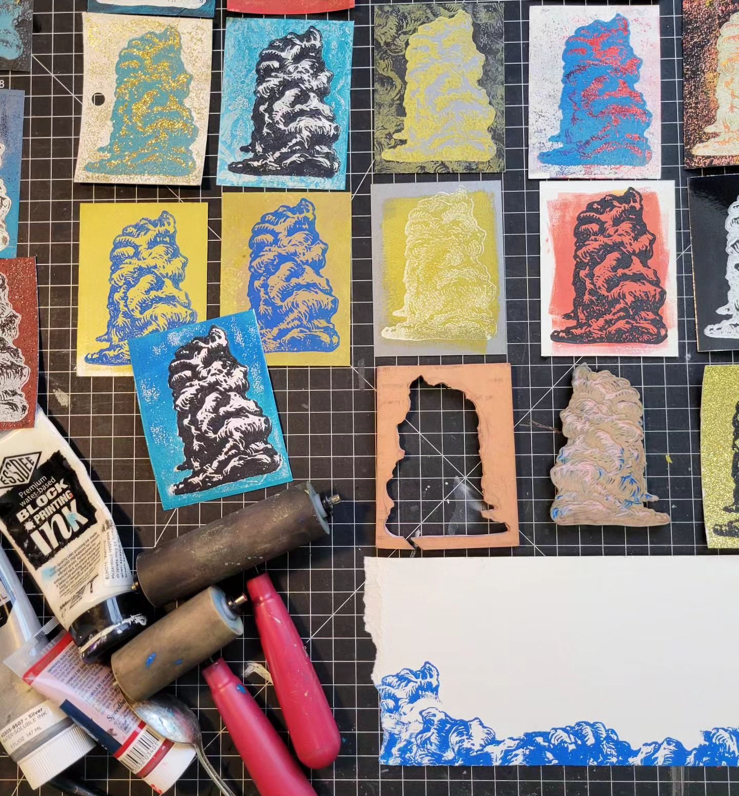 I really like this &quot;trading card&quot; #PrintMaking project we do at @renschool. I love that I get to play with #LinoCut and seed these little #cloud variations out in the world. The experimentation possibilities are endless! Colors, textures, p