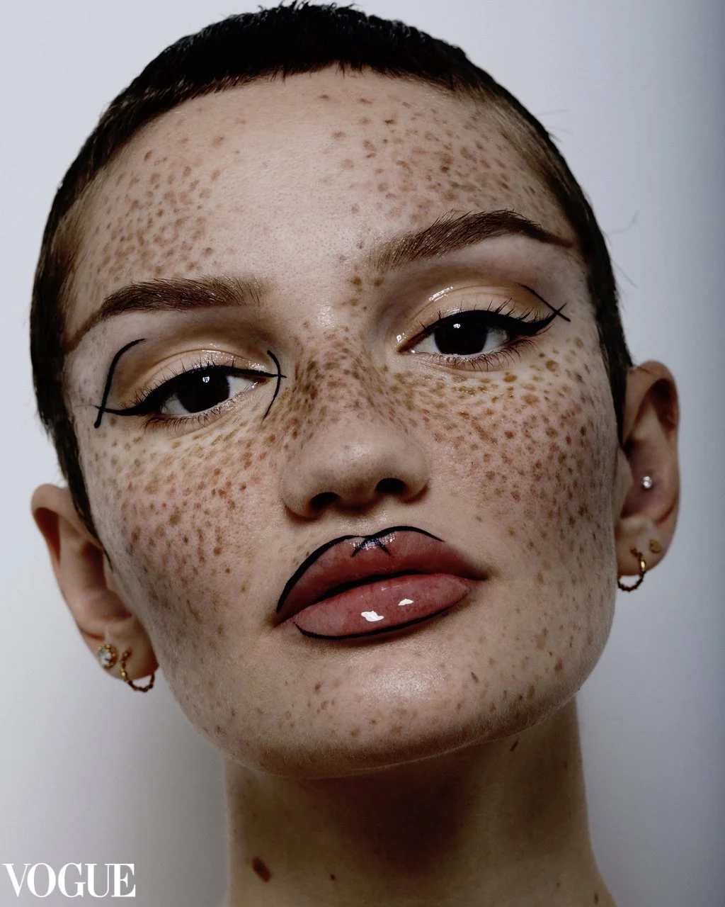 PHOTOVOGUE LISA.jpeg