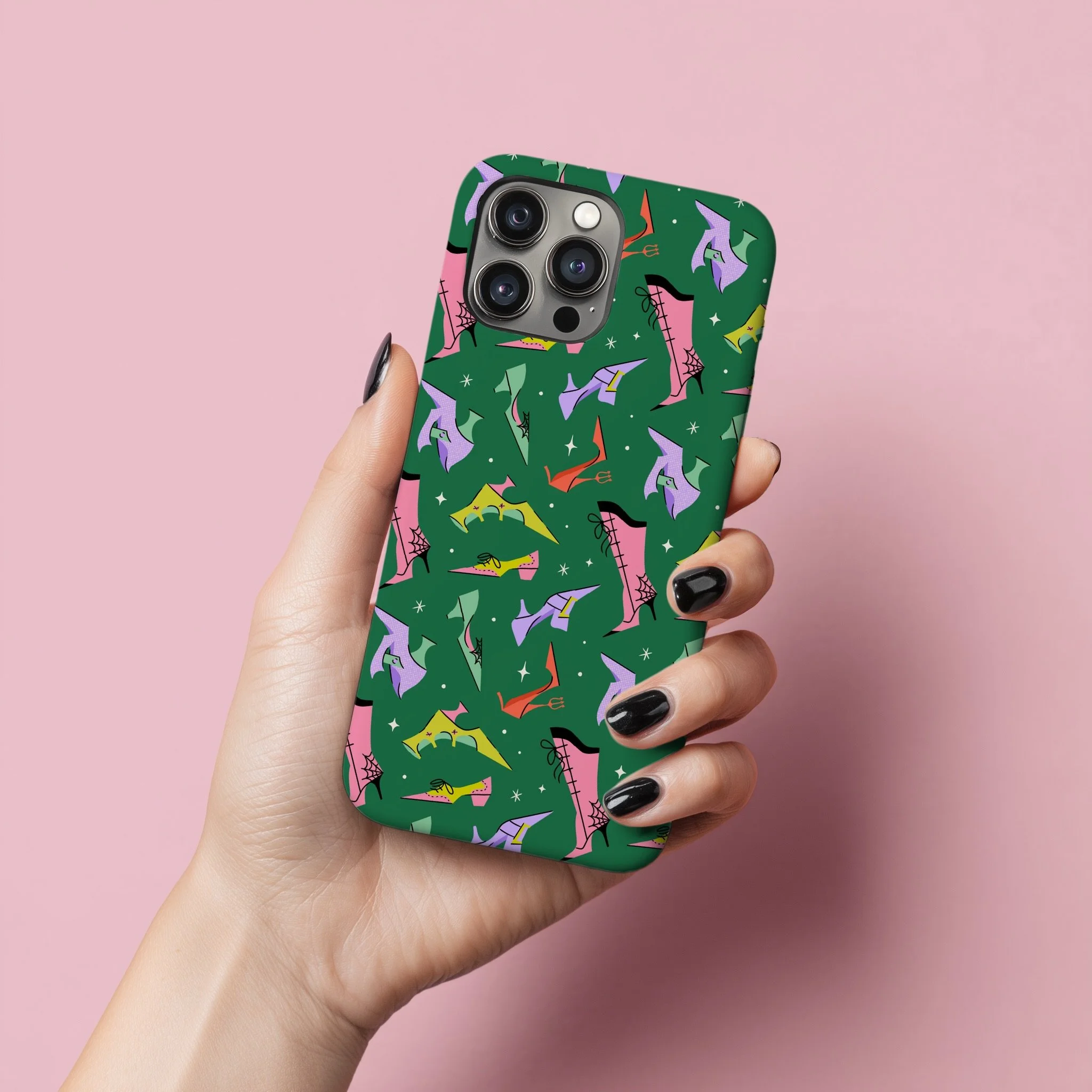 wo-manifesting this pattern to exist on real items! just over here dreaming of seeing my whimsical work on shelves in stores&hellip;✨☁️
.
#thisorthat #halloweenart #surfacedesign #artlicensing #designedbyshea