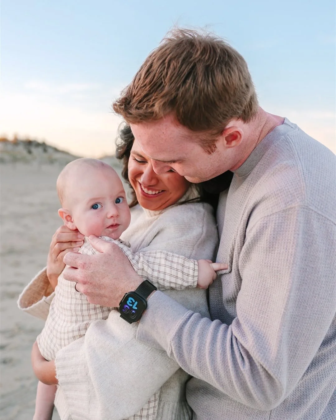 gender reveal last fall turned family session, turned extended family session this fall. always so special to capture multiple special moments in your lives 🩵