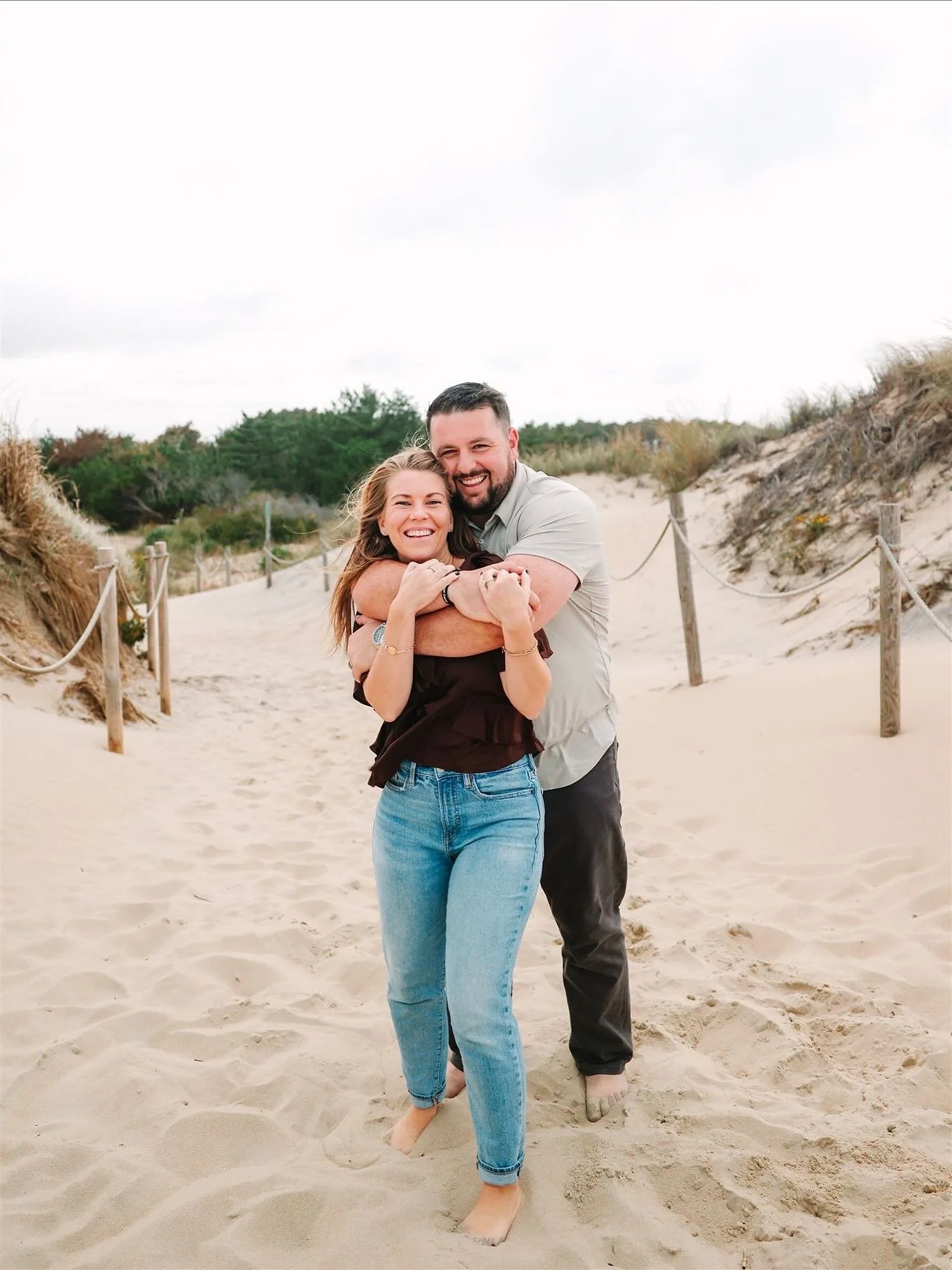 mom + dad deserve a few sweet photos too🥰