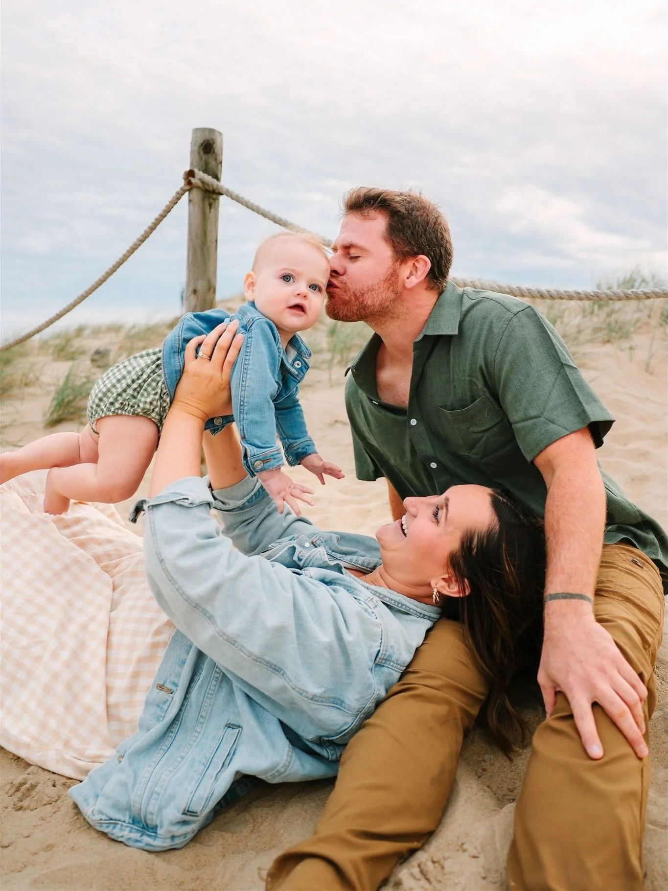 swipe to see how charlotte feels about becoming a big sis!