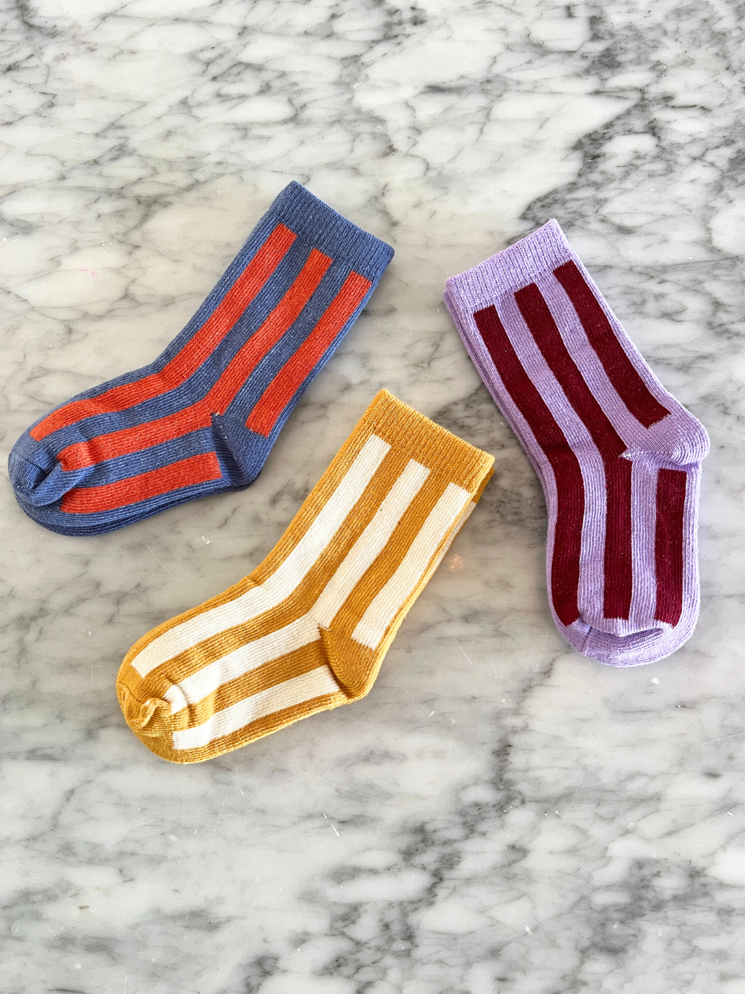 stripe_sock_marigold_1-3y_5.png