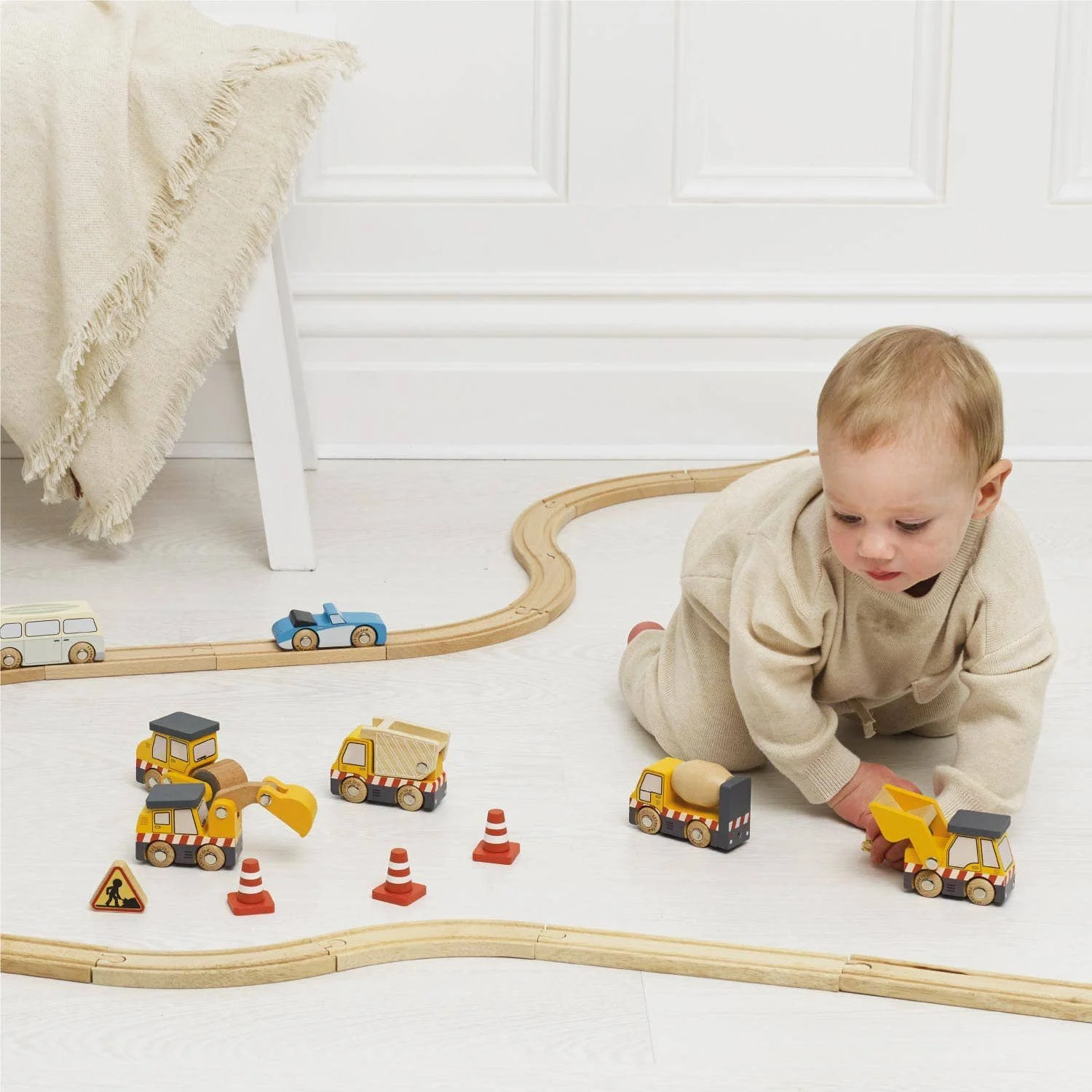 construction_toy_cars_trucks_diggers_6.jpeg