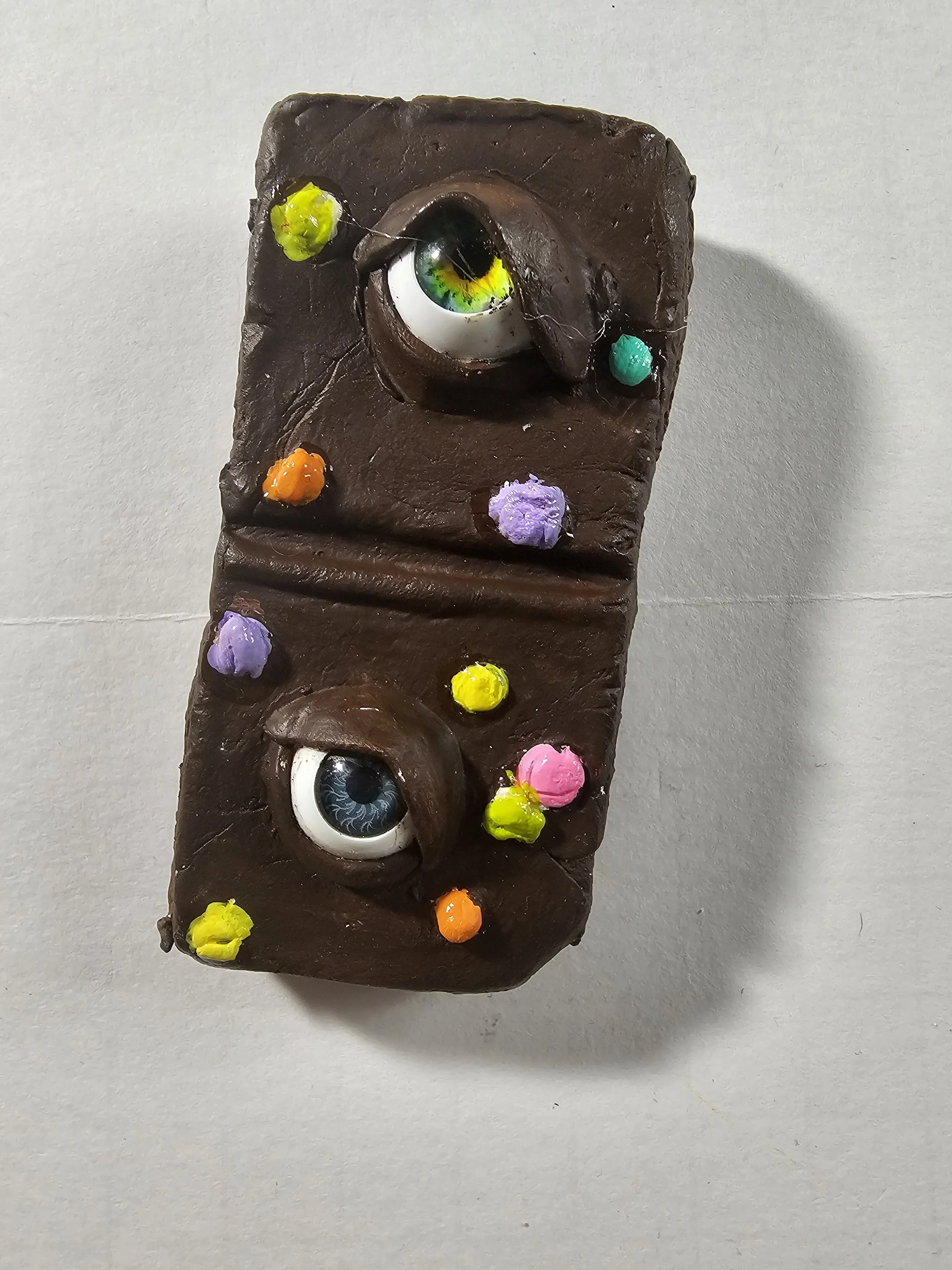 Double Eye Space Brownie - Magnet