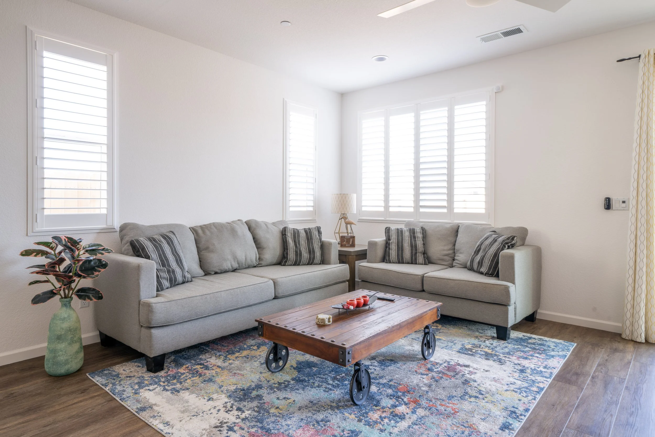 Fully furnished homes for rent