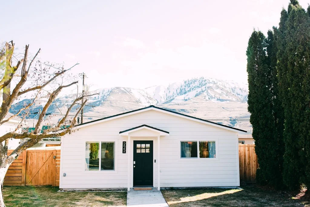 Chelan Bungalow, a vacation rental nestled in the heart of Chelan, Washington