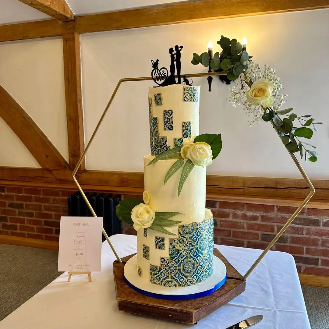 mediterranean-themed-wedding-cake-cheshire