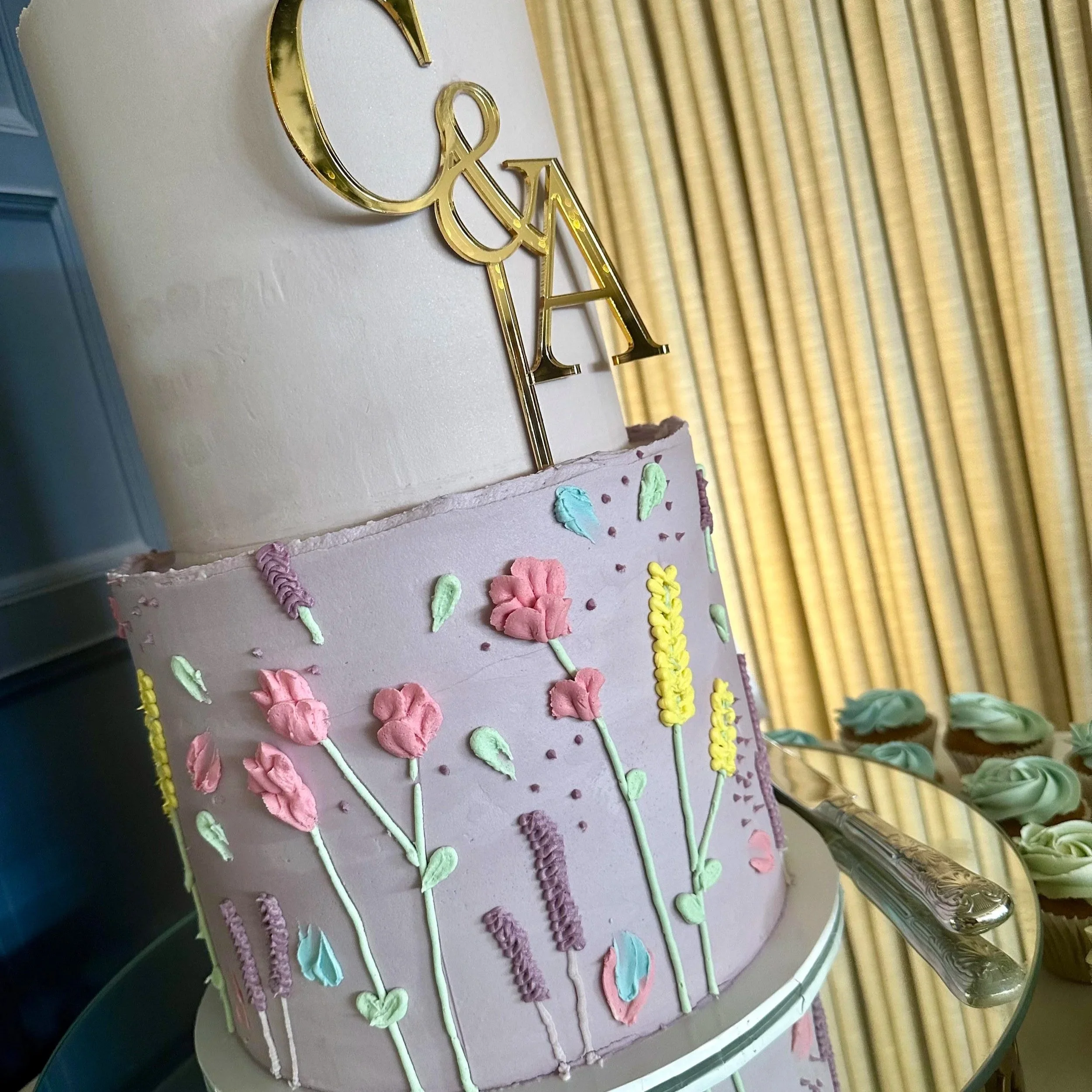 lilac-floral-buttercream-flowers-wedding-cake-cheshire