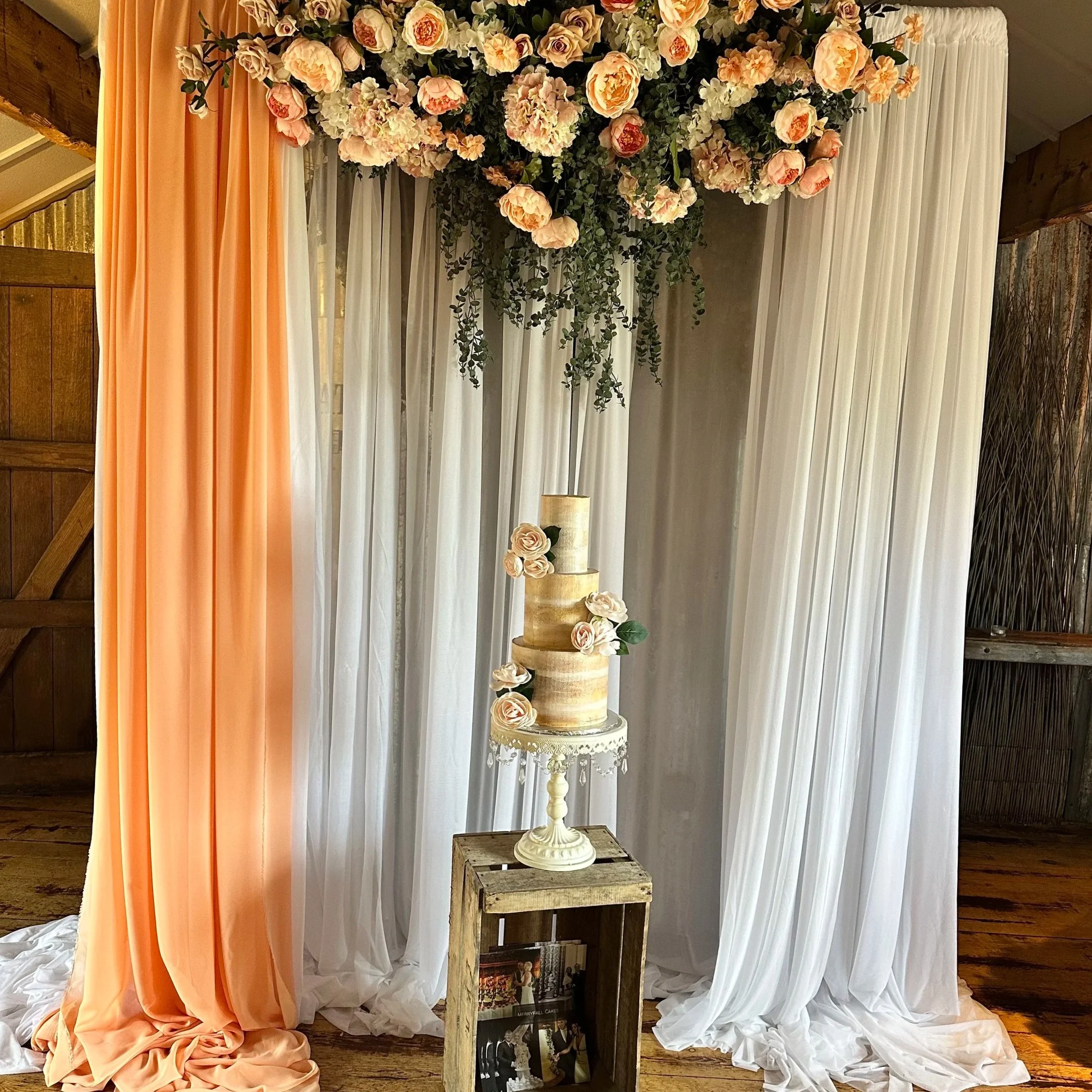 semi-naked-wedding-cake-cheshire