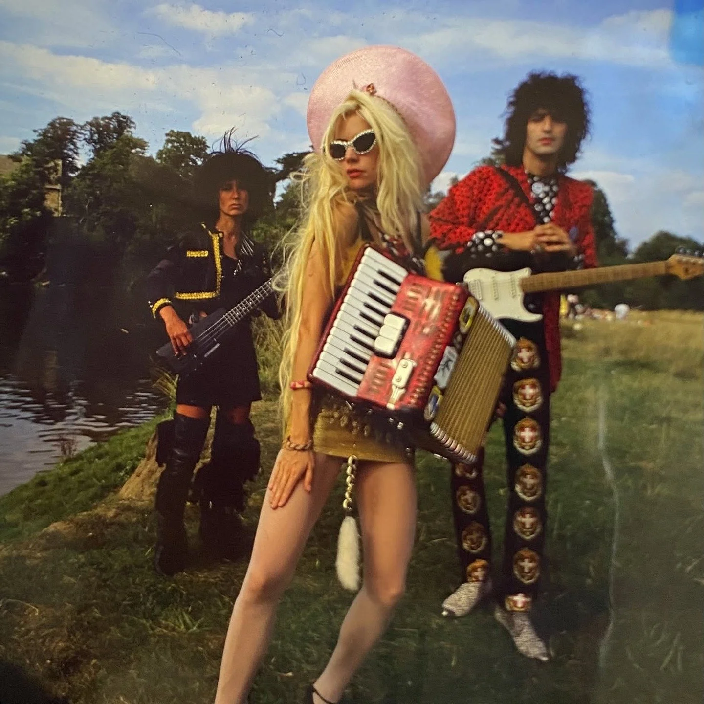 Legere, @aquamaid, Johnny Jewel playing by the Thames. Photo by Derek Ridgers, Fashions by House of Legere. We have 17 albums that can be found on all digital platforms including @Spotify and @Bandcamp. I'll be playing a couple of songs and reading f