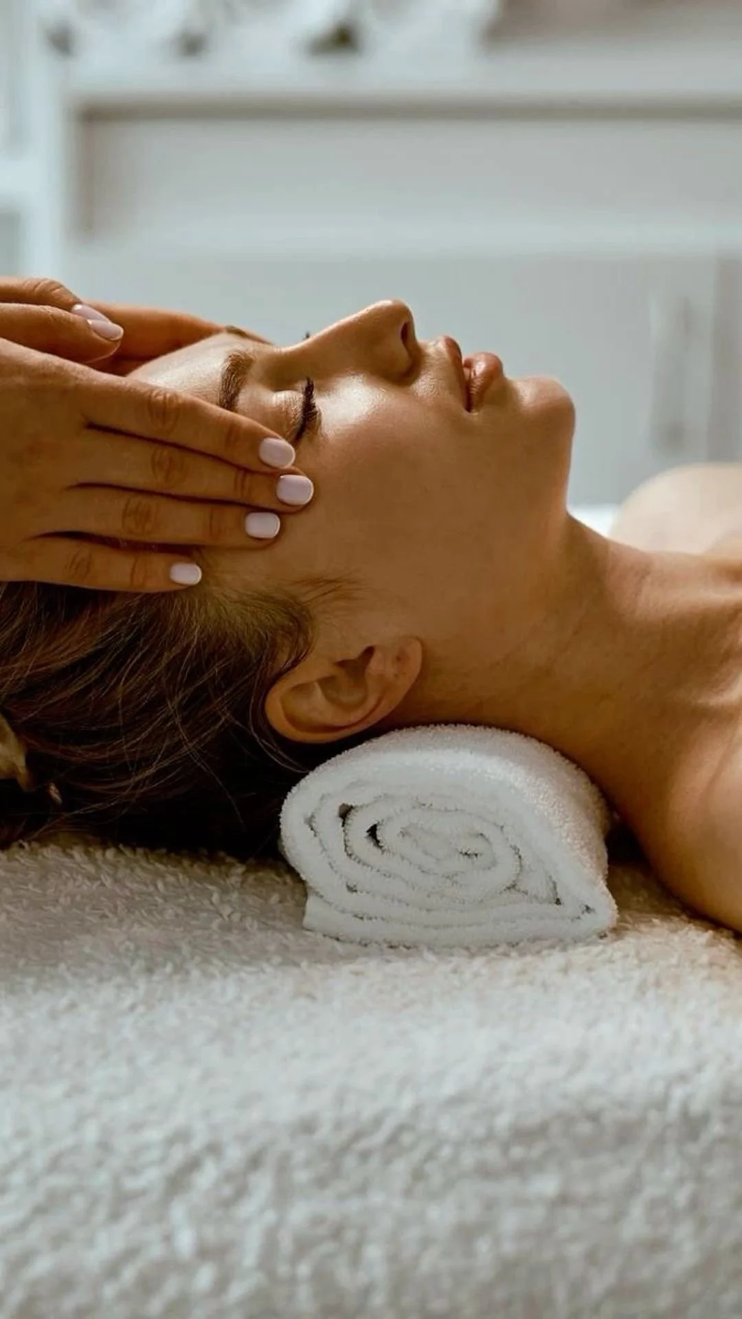 The Basic Skincare Routine Everyone Should Follow