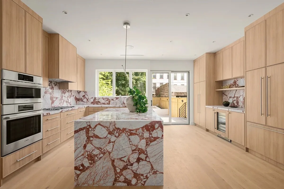 Kitchen.jpeg
