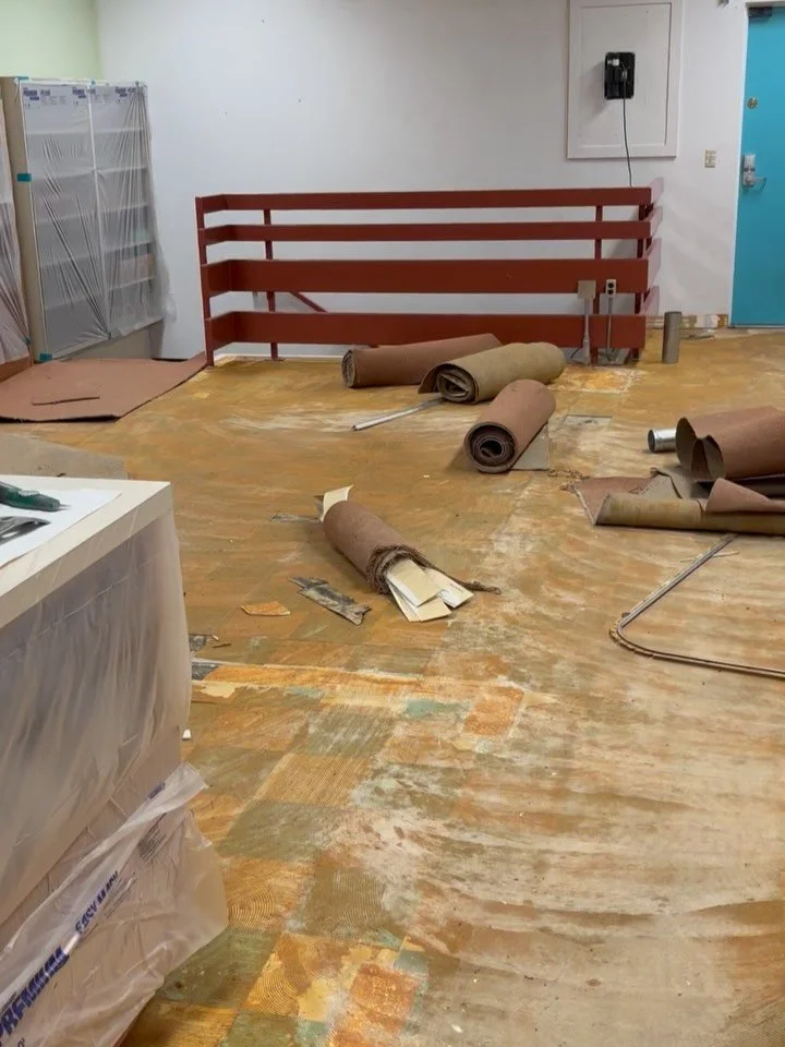 Check out our before/after classroom! We&rsquo;re excited to welcome Art After School students back into our refurbished classroom space today!
#lander #remodel #landerartcenter