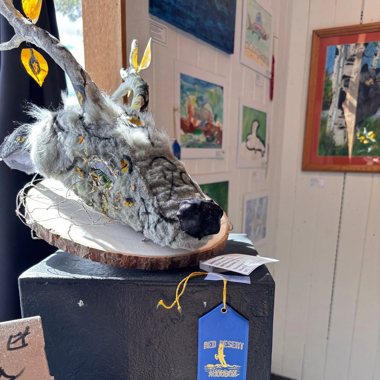 We are proud to present the Red Desert Audubon Wildlife Art Show winners of the Young Adult category! 
First prize in 3D: June Knower - Resilience 
First prize in 2D: Aurora Fisher - Boars Tusk at Night 
Second prize in 2D: Sabine (Beanie) Van Dirk -