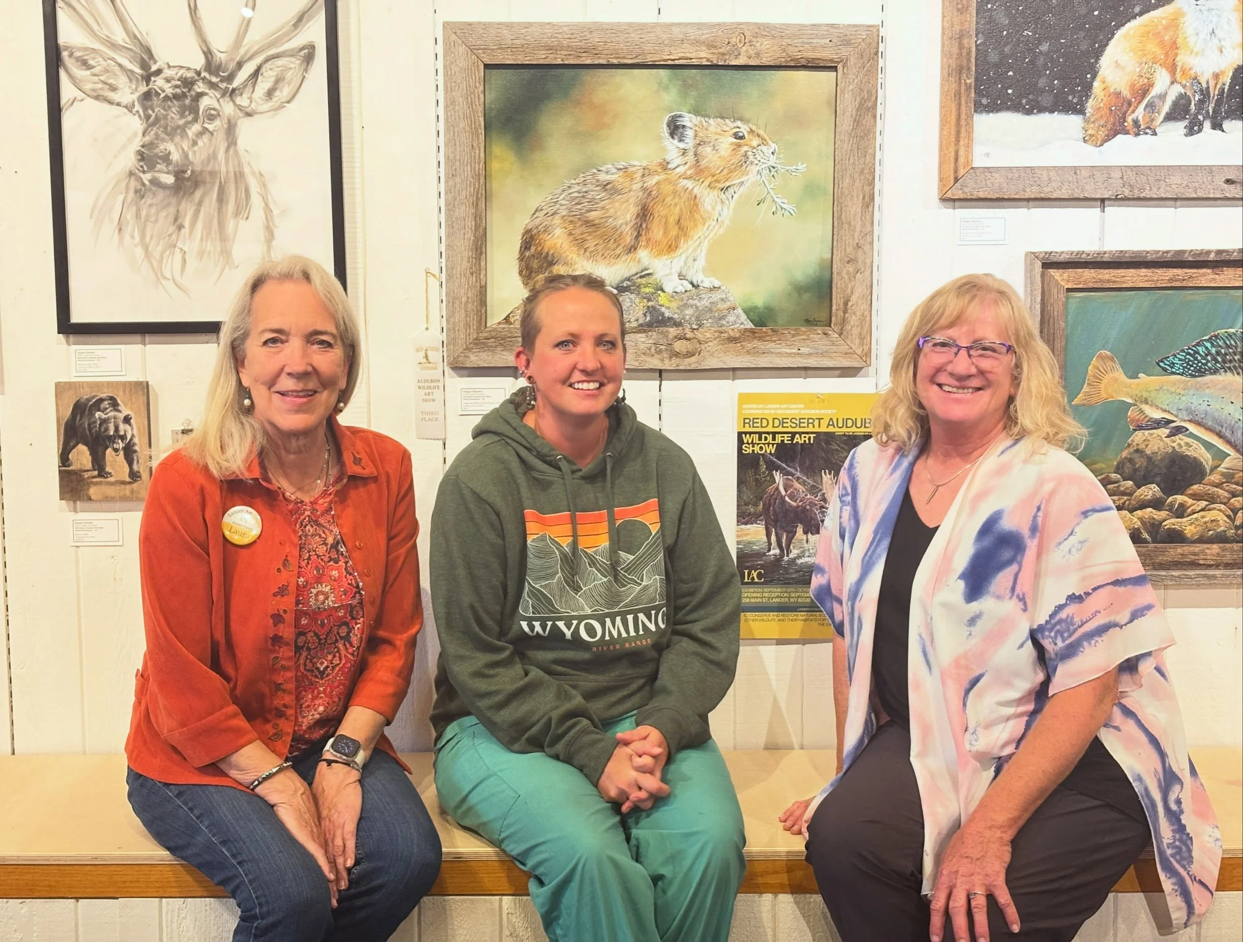 Congratulations to Megan Beavers (center) for winning the People&rsquo;s Choice Award!! This concludes our series on the Red Desert Audubon winners. #reddesertaudubon #landerartcenter