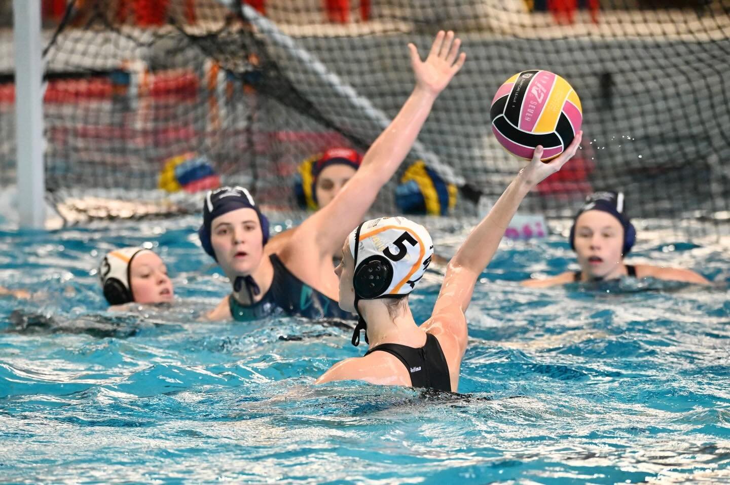 Here are a few of our favourite moments captured from the Women&rsquo;s Grand Final clash between UWA Torpedoes and UNSW Wests on Sunday - an absolute banger of a matchup on Finals Day! 📸🤽&zwj;♀️🔥

#fluidraaustraliacup #CWPA #uwatorpedoes #unswwes