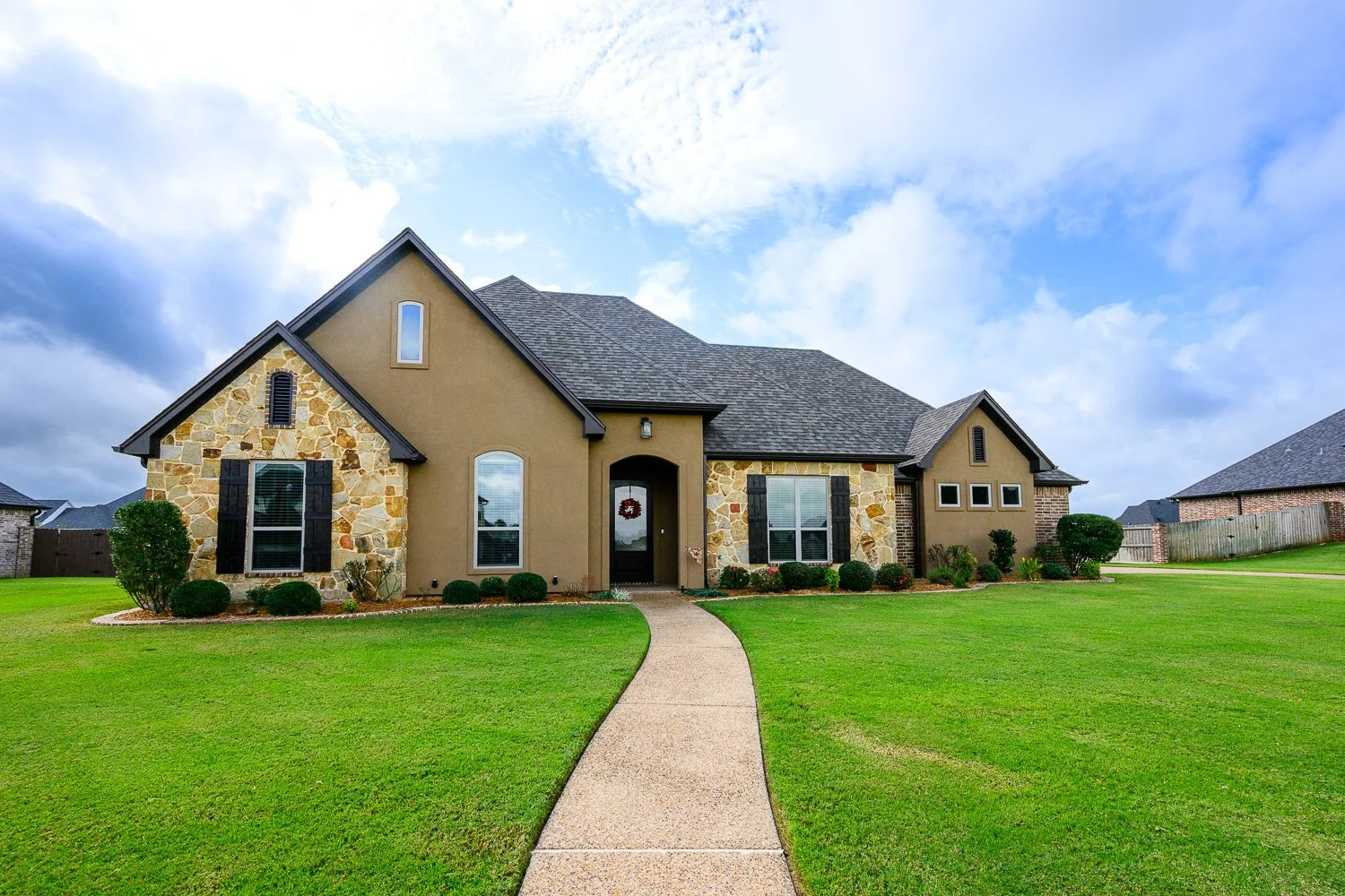 172 Bush Buck Way, Bullard, TX