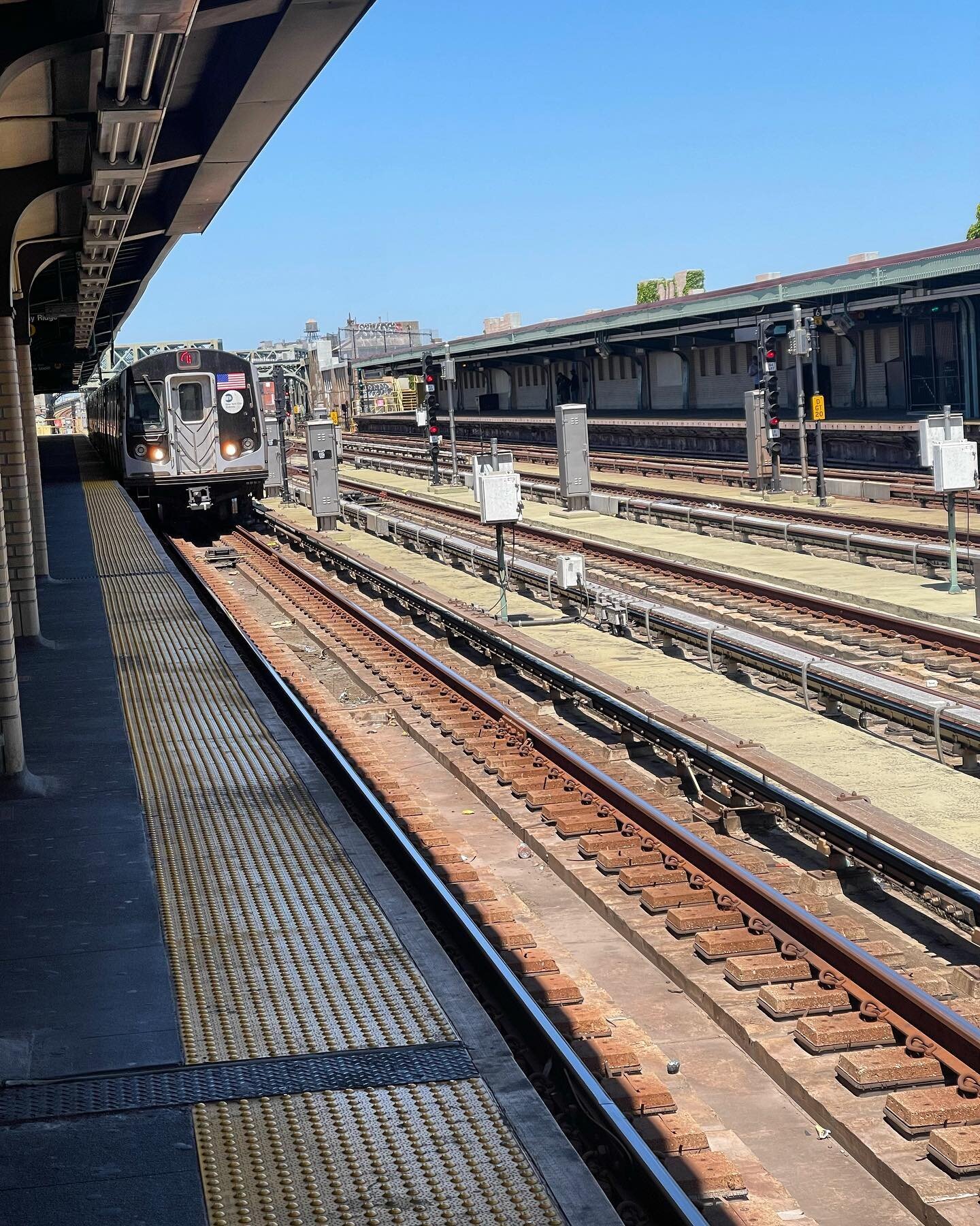 We (NYers) collectively complain about it, but we couldn&rsquo;t go everywhere without it.

We cluster together and wait for the means of going to work, play, and in between.

We pick each other out when the F / G stop doesn&rsquo;t make it clear on 