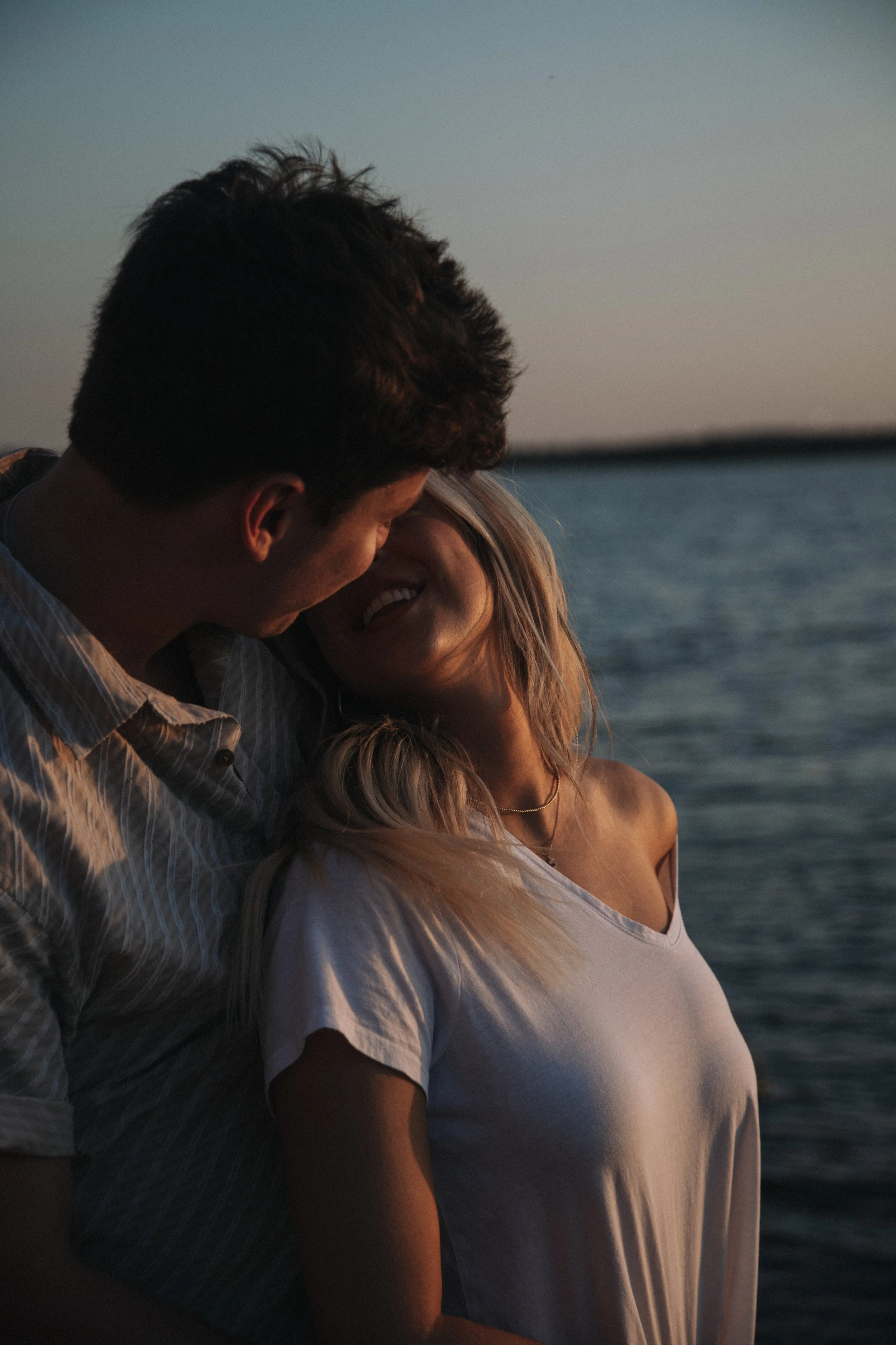 Lake Grapevine Texas Couple Session