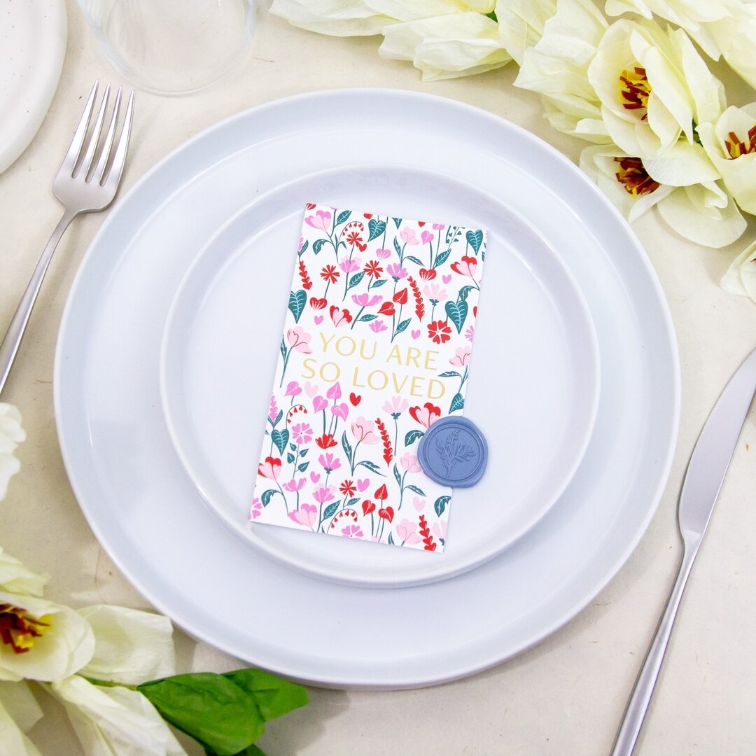 Brunching with a touch of blue bliss 💙✨ Add a dash of pizzazz to your Galentine&rsquo;s Day tablescape next week with our delightful dusty blue wax seal stickers. Elevate your menu and celebrate friendship in style! 🍽️🥂💖 

#dustyblue #galentines 