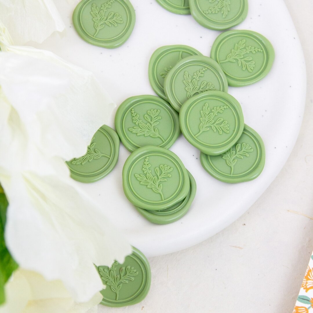 Sip, seal, and send with our matcha green wax seal stickers! 🍵✨ Whether you&rsquo;re sending wedding invitations or thank you cards, elevate your correspondence with a touch of style and a sprinkle of matcha magic 🪄

#matchalove #matchagreen #oldmo