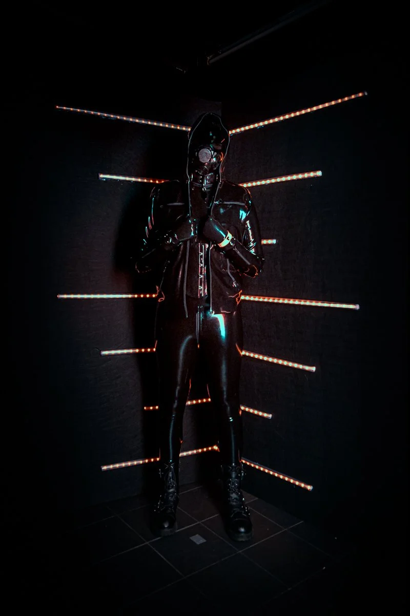 SLICK22_LateXXX_STUDIO-20220903_073_IMG_2580.jpg
