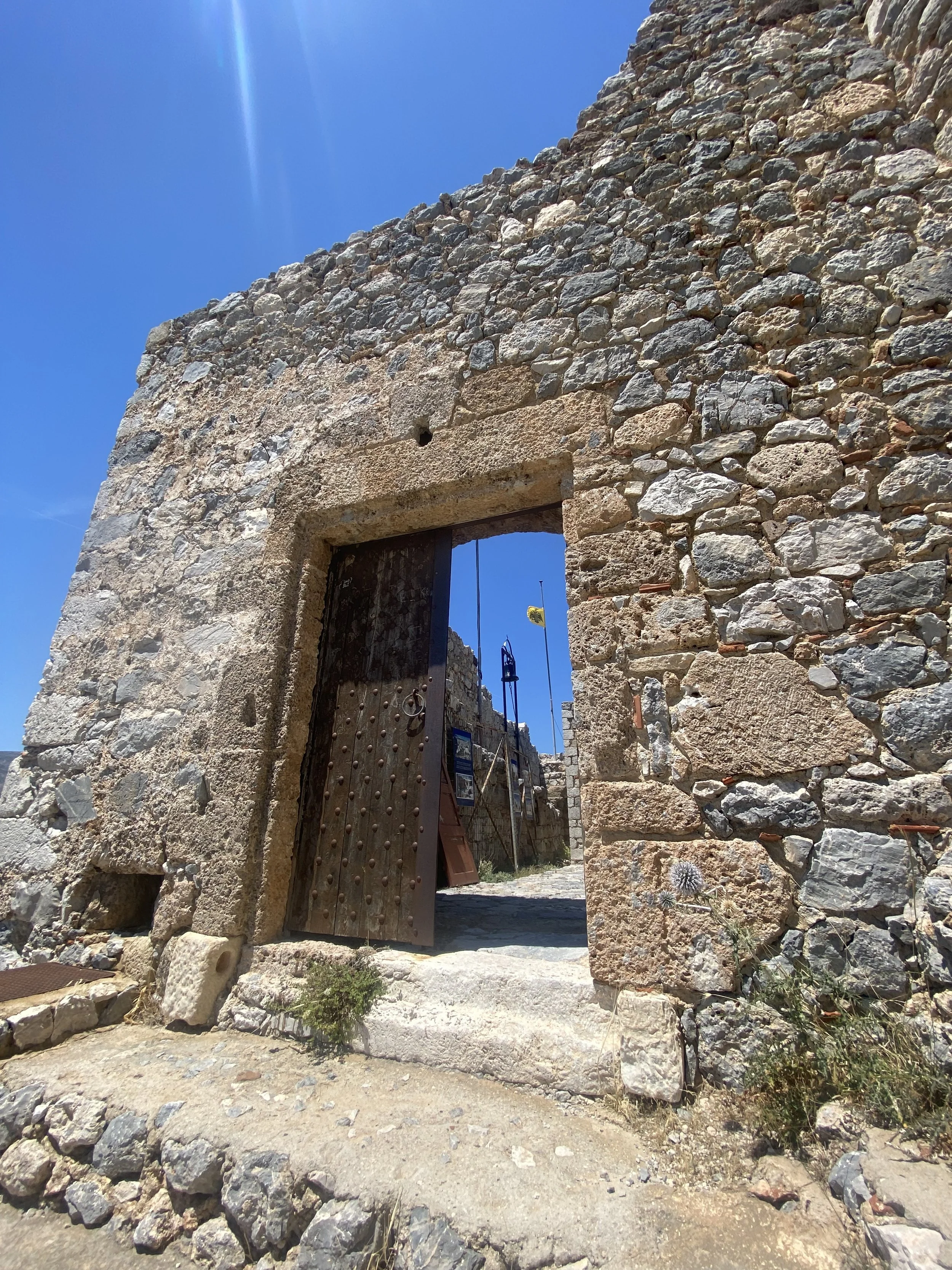image 7 gate from ext.jpeg