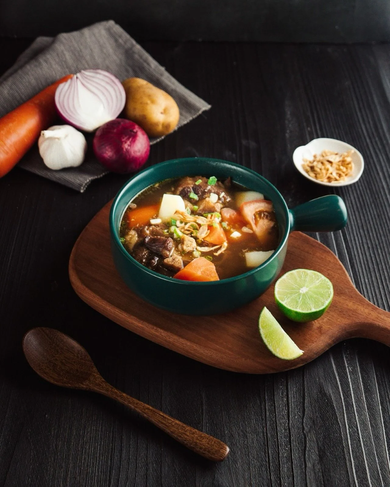 Fall-off-the-bone tender and simmered to perfection &mdash; the oxtail soup at Daun Bistro is the kind of dish that warms you from the inside out.

📍Daun Bistro, #01-01A