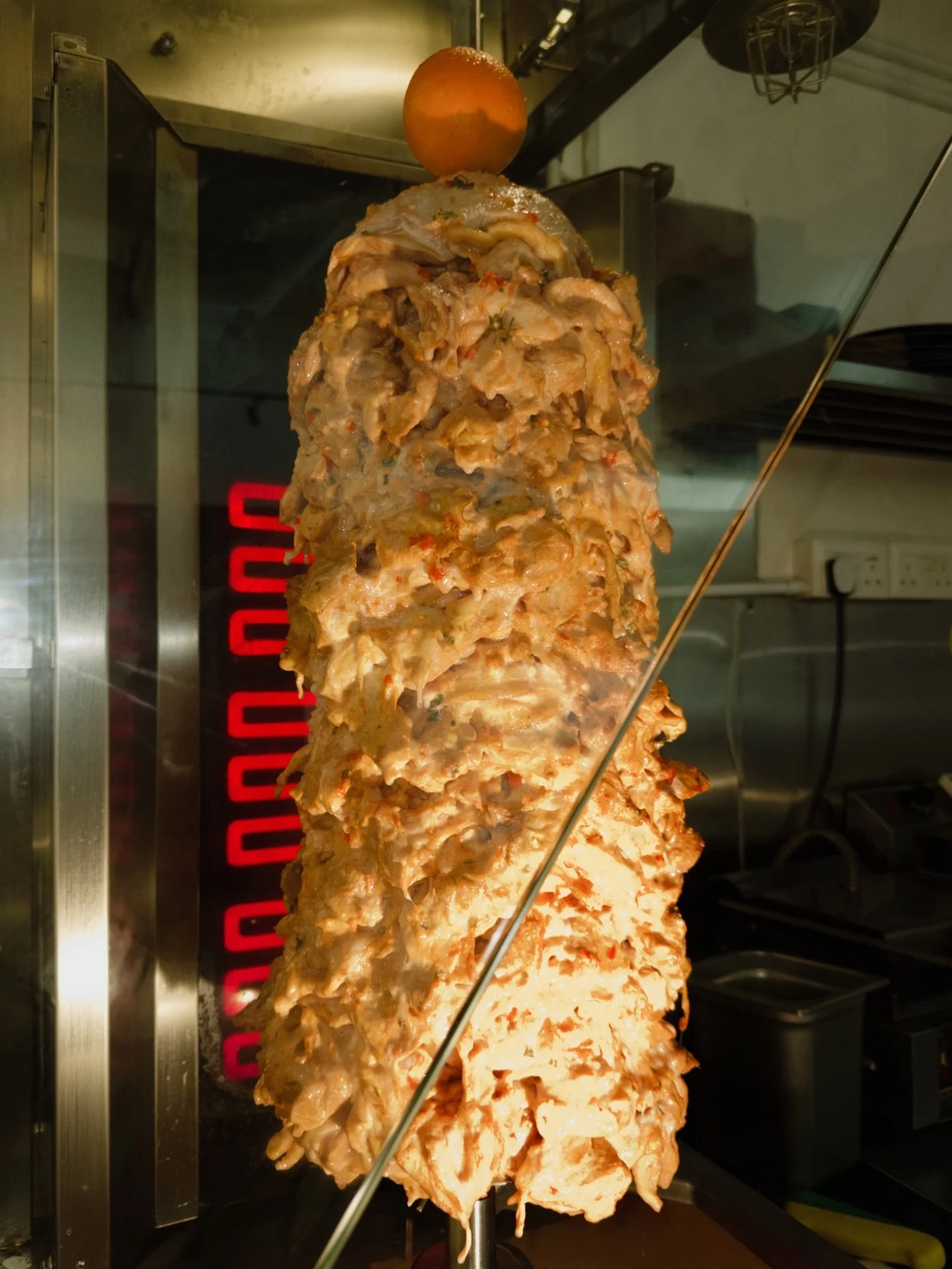 Slow-roasted, stacked high, and sliced fresh when you order. Deliz Street does it the proper way &mdash; no shortcuts, just good flavour.

📍 Deliz Street, #01-2/3/4