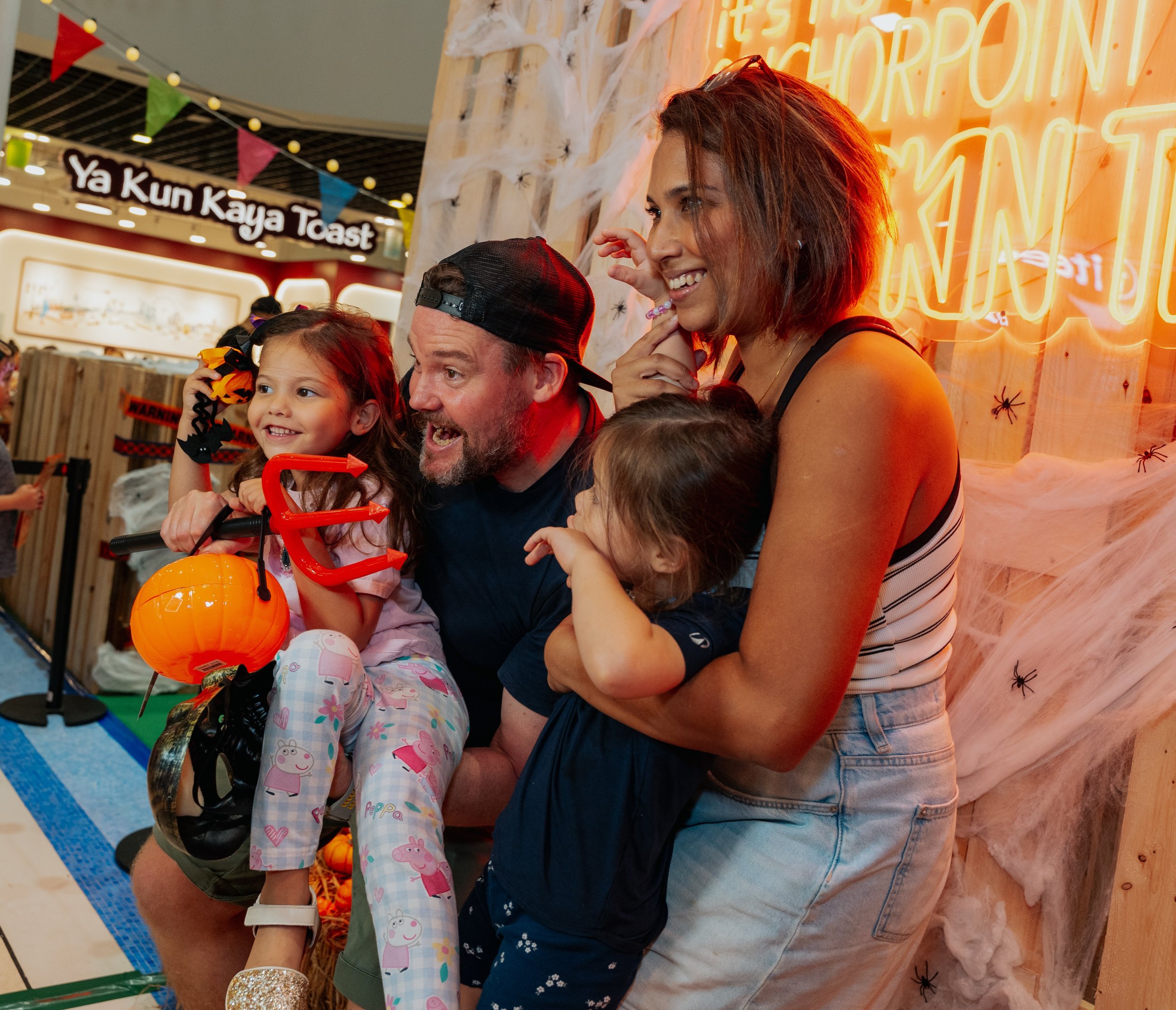 Still feeling spooky? 👀🎃

We&rsquo;re back for another weekend of Halloween fun! If you missed us last weekend, there&rsquo;s still time to find your way through the Pumpkin Maze, grab some treats and snap a few silly photos with the fam. 🕷️🕸️

?