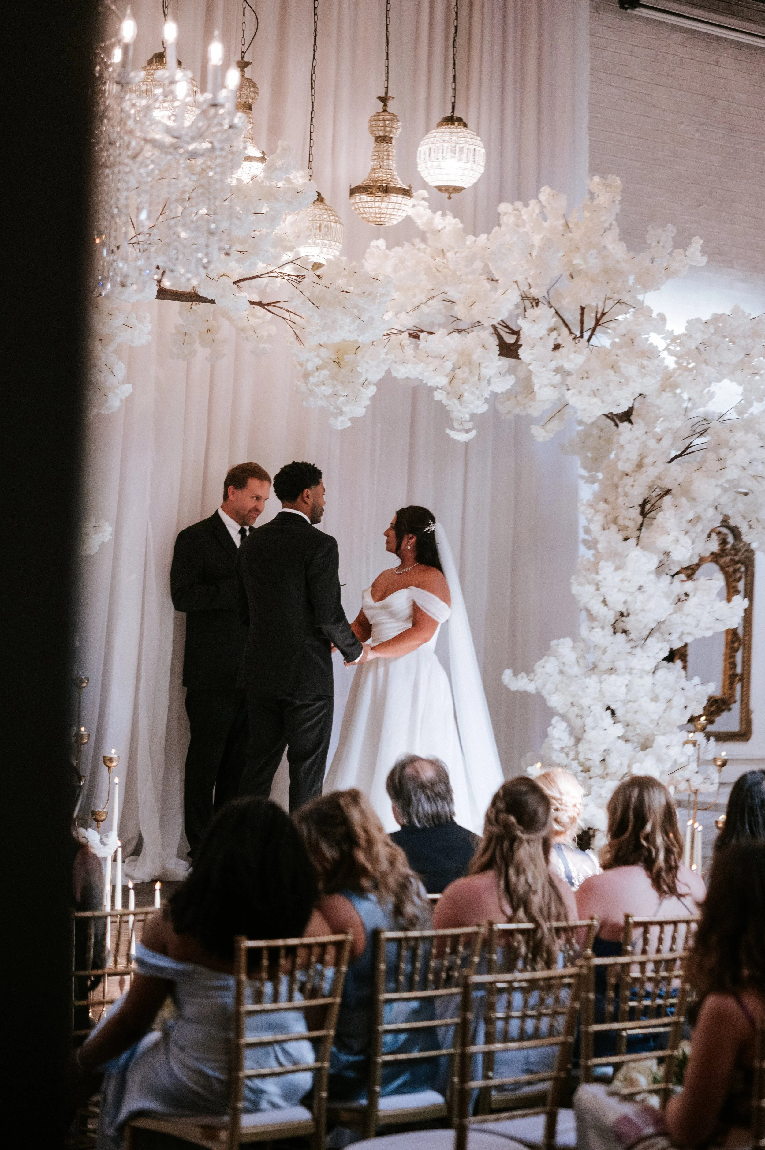 PARISA VINCE 2-306.jpg