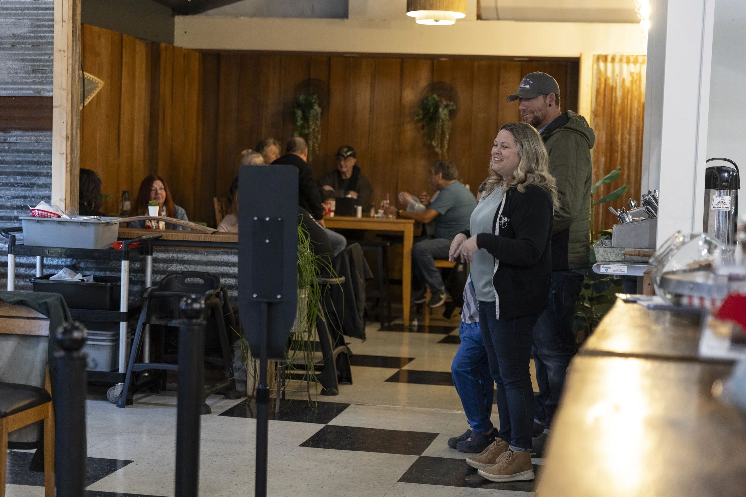 260216 LC Squatchsami Chelsea Rose Winter Waters photo by Rachelle Hacmac @littlezestypdx 05.jpg