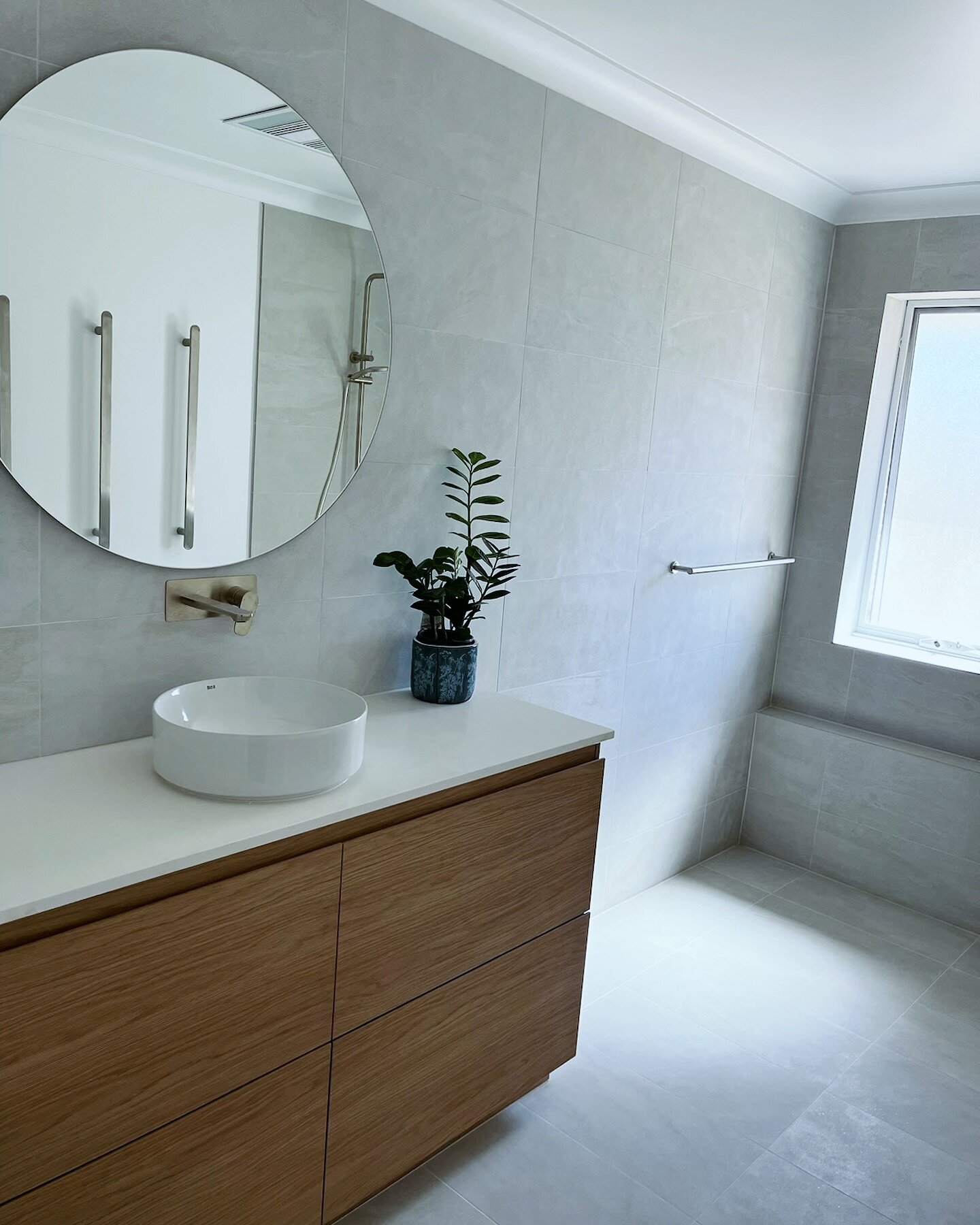 Ending the week and the year with a lovely review from a client who I recently worked with to give them a beautiful new bathroom. 

&ldquo; 100% recommend Melissa for her professionalism, style &amp; design recommendations and project management skil
