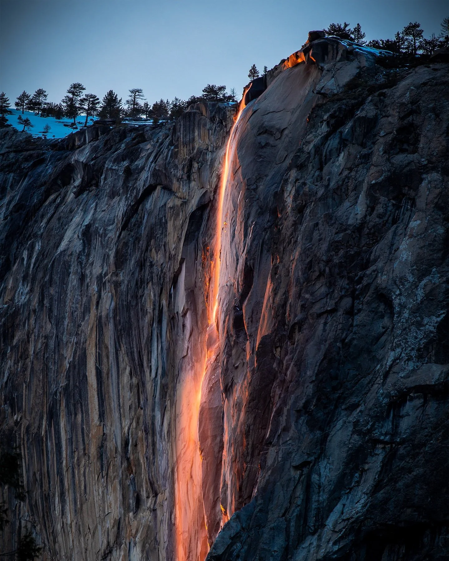 My work has officially been published in the LA Times! 📸

It&rsquo;s Firefall season, which means every February, I make the trek down to Yosemite to capture the natural phenomenon called &ldquo;Firefall.&rdquo; The conditions require a combination 