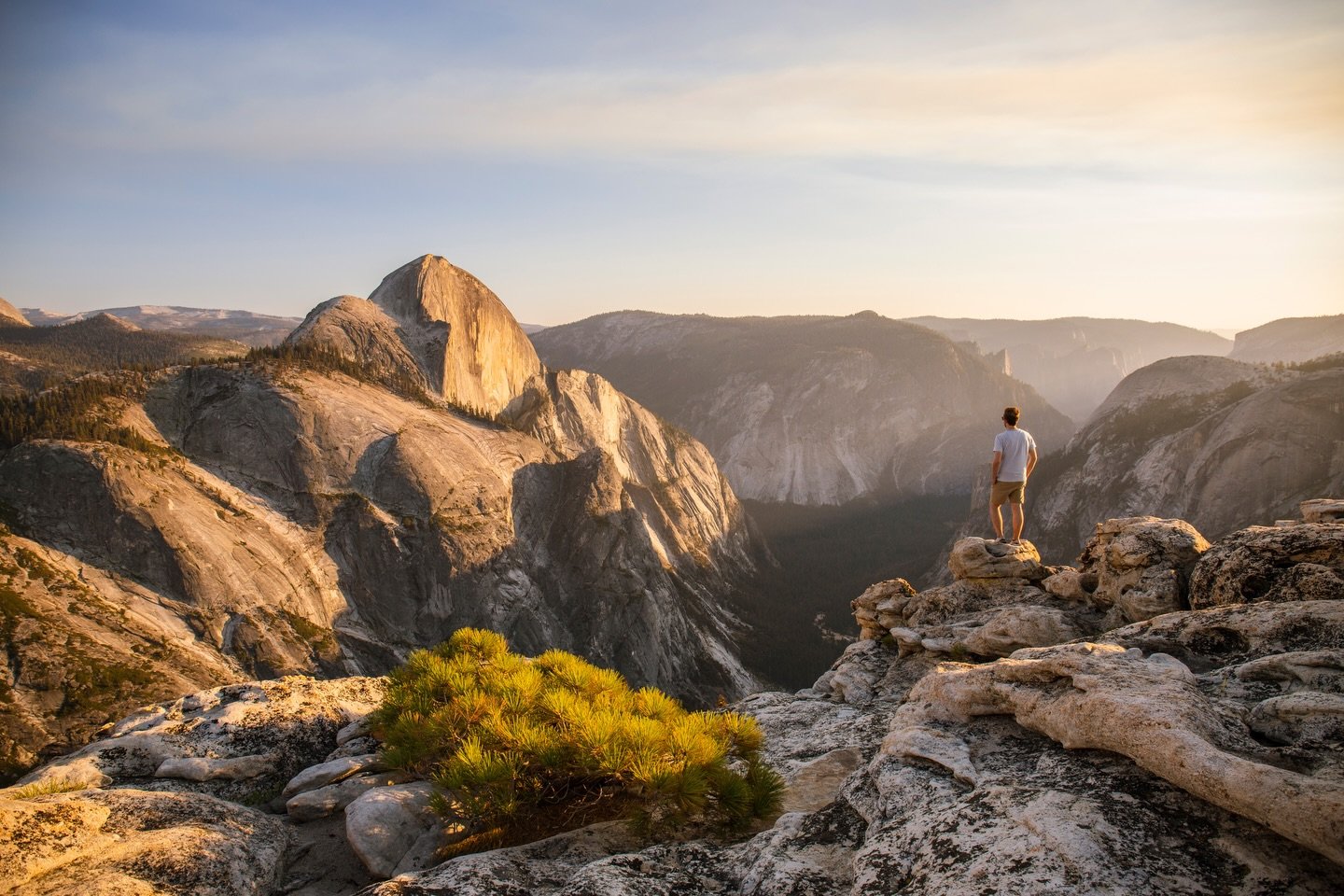 Hiking season is officially here in the Sierra Nevada! Already planning my list of must-do hikes for this summer and it got me thinking about the unofficial unspoken rules of hiking.

1. Do not use speakers. Headphones exist, or let nature be the sou