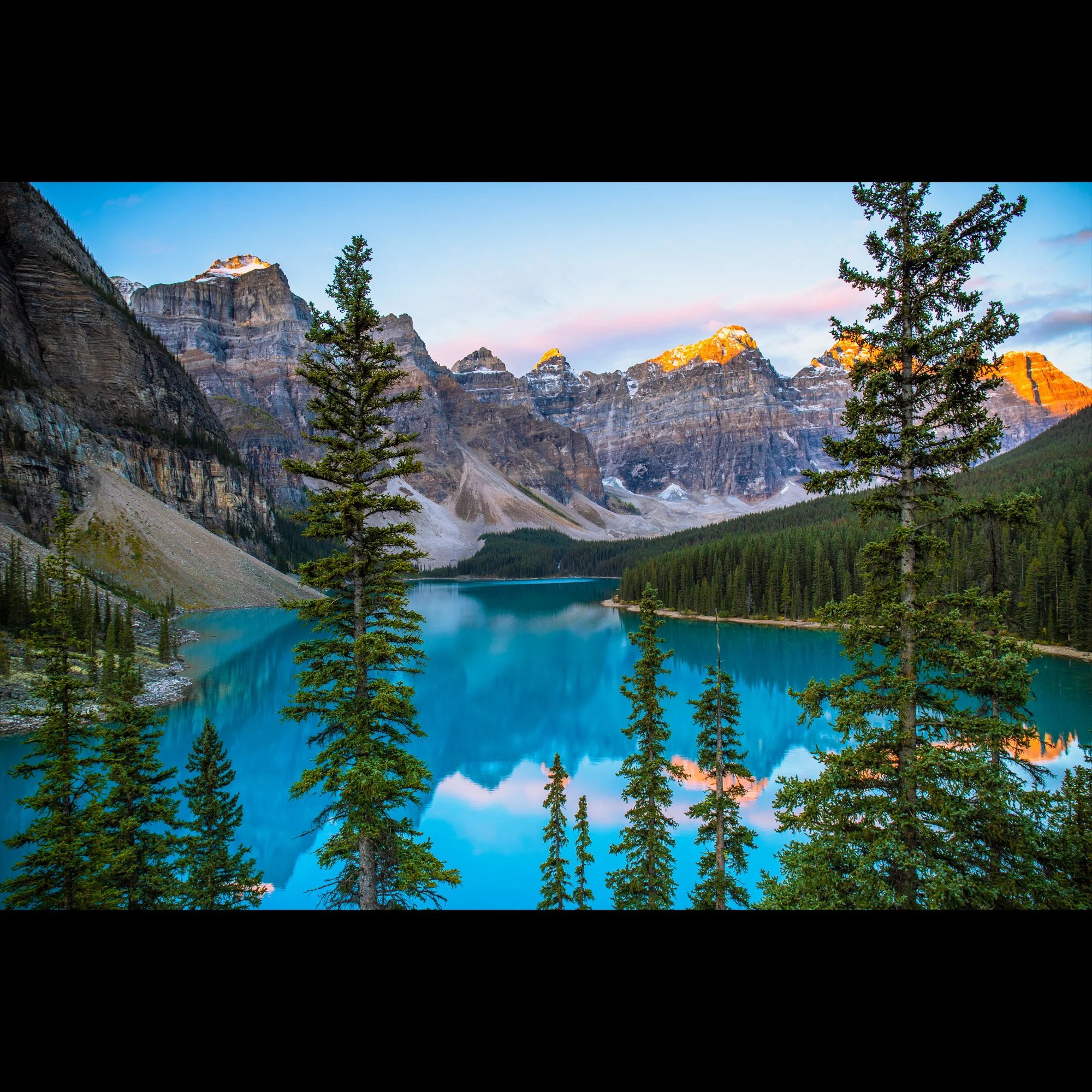 moraine-lake-2.jpg