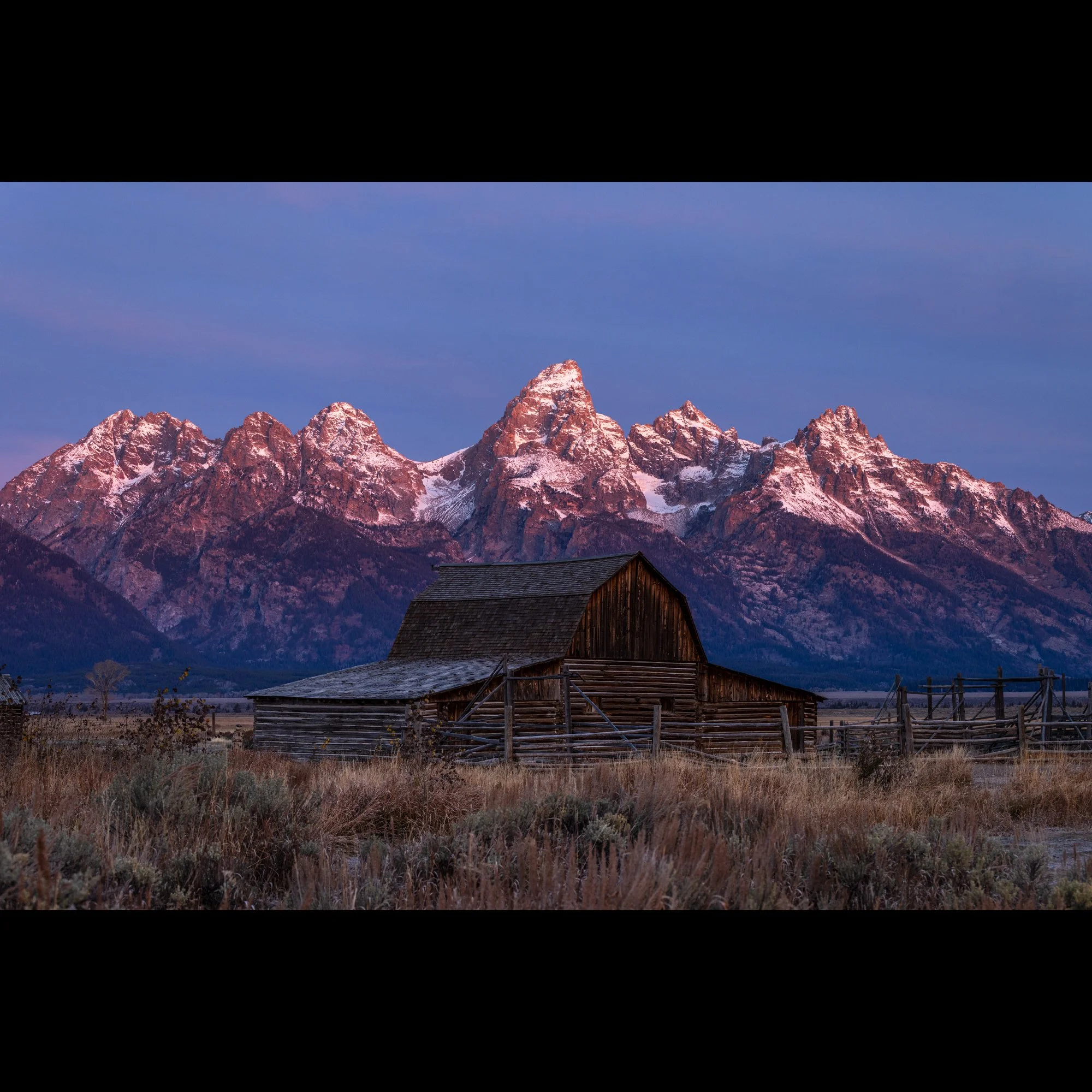 john-and-bartha-moulton-barn.jpg