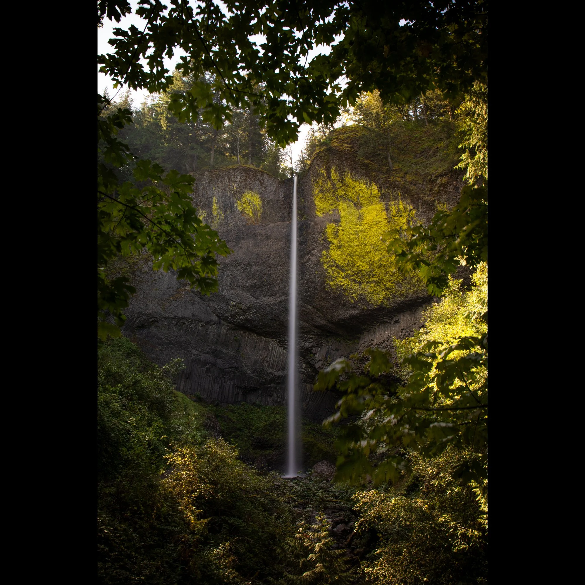 latourell-falls.jpg