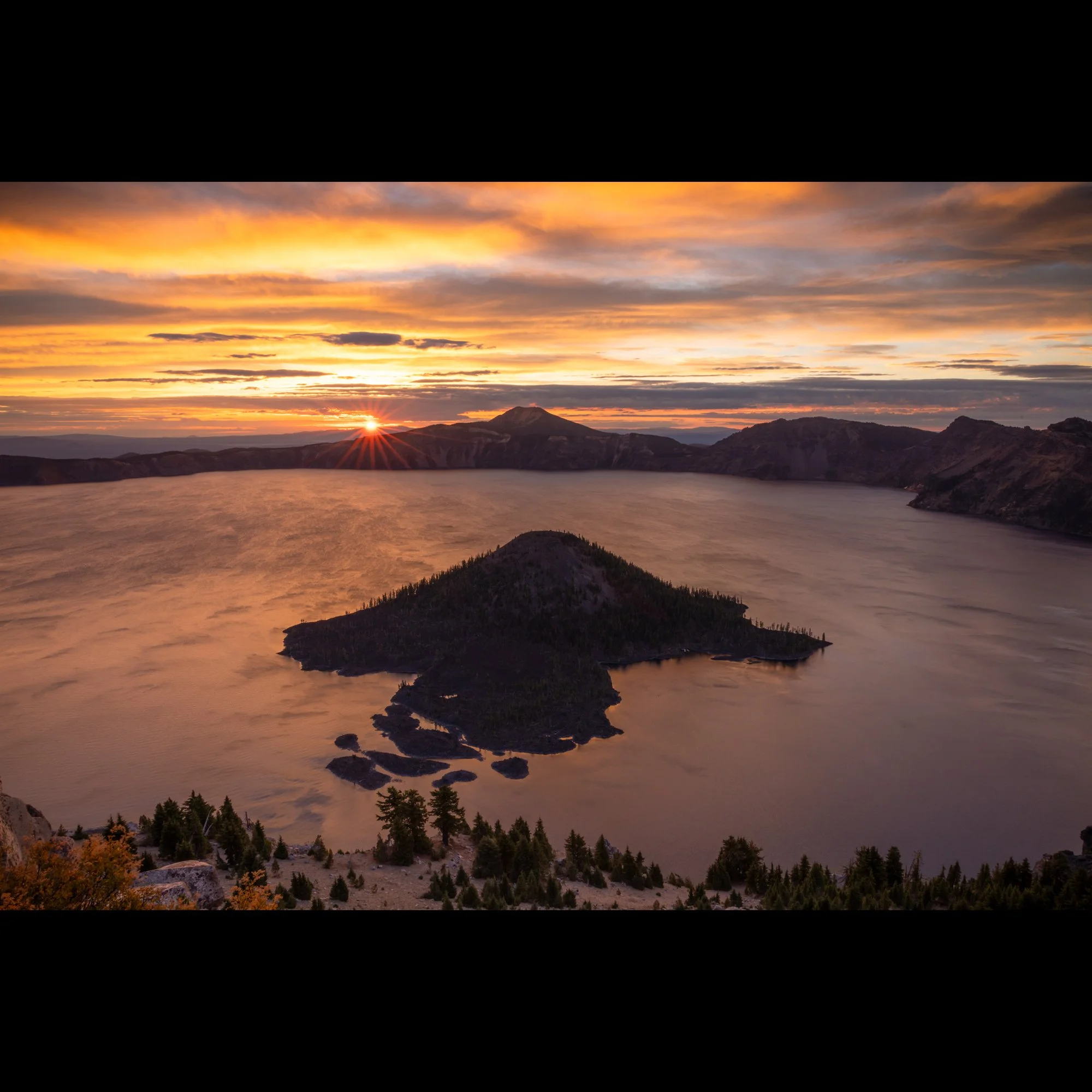 crater-lake-sunrise-v2.jpg