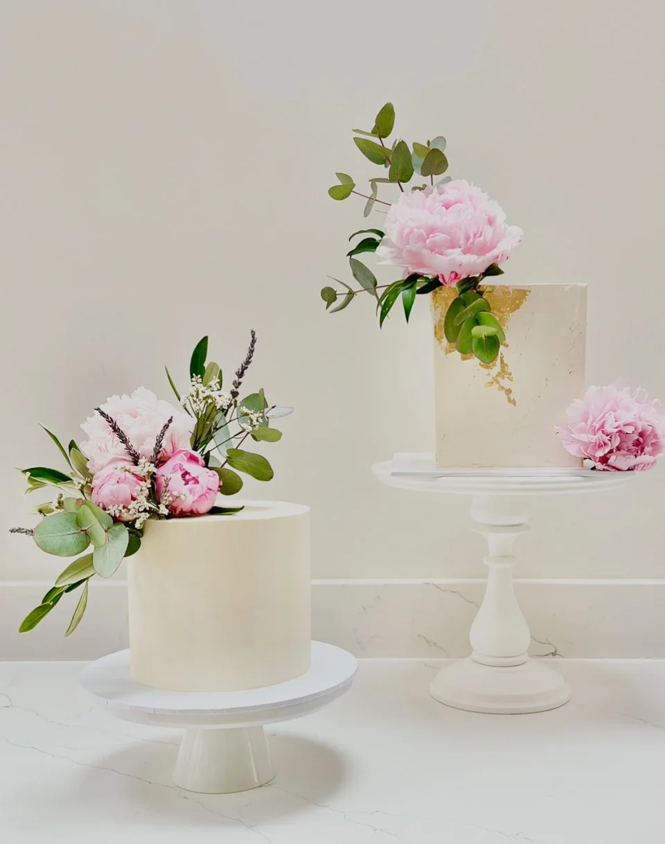 luxury celebration cake altrincham. cake designer manchester.