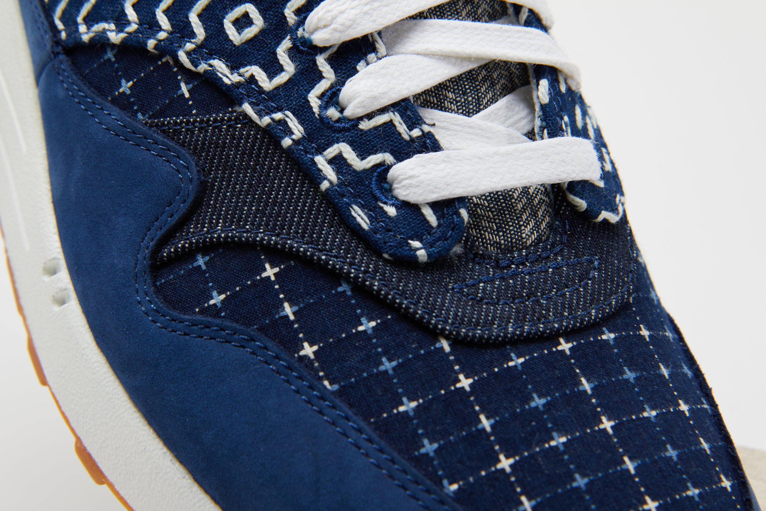 COLLABORATION: NIKE